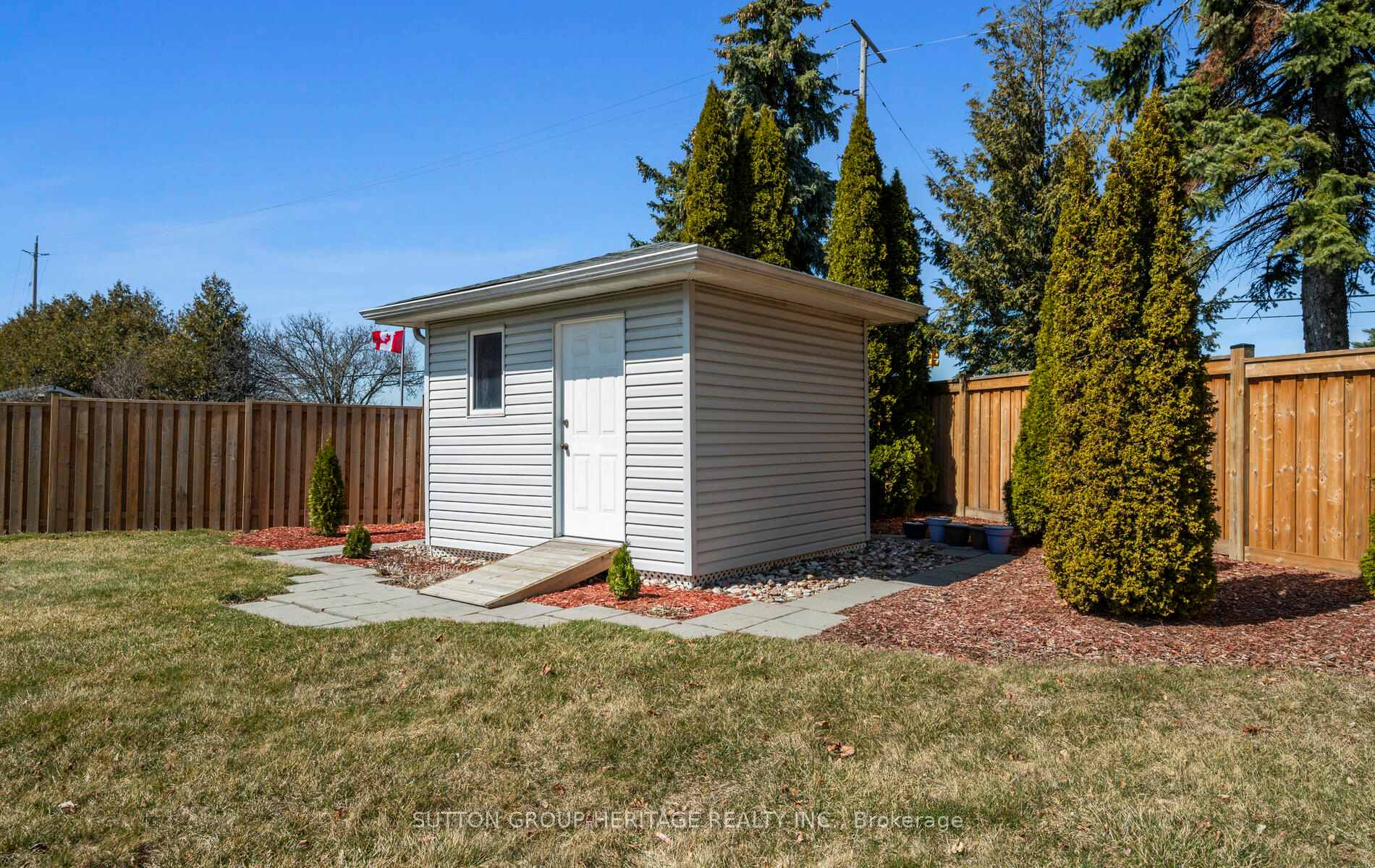 Photo 23 of 1311 Gallant Court, Pickering, West Shore — HOMEH
