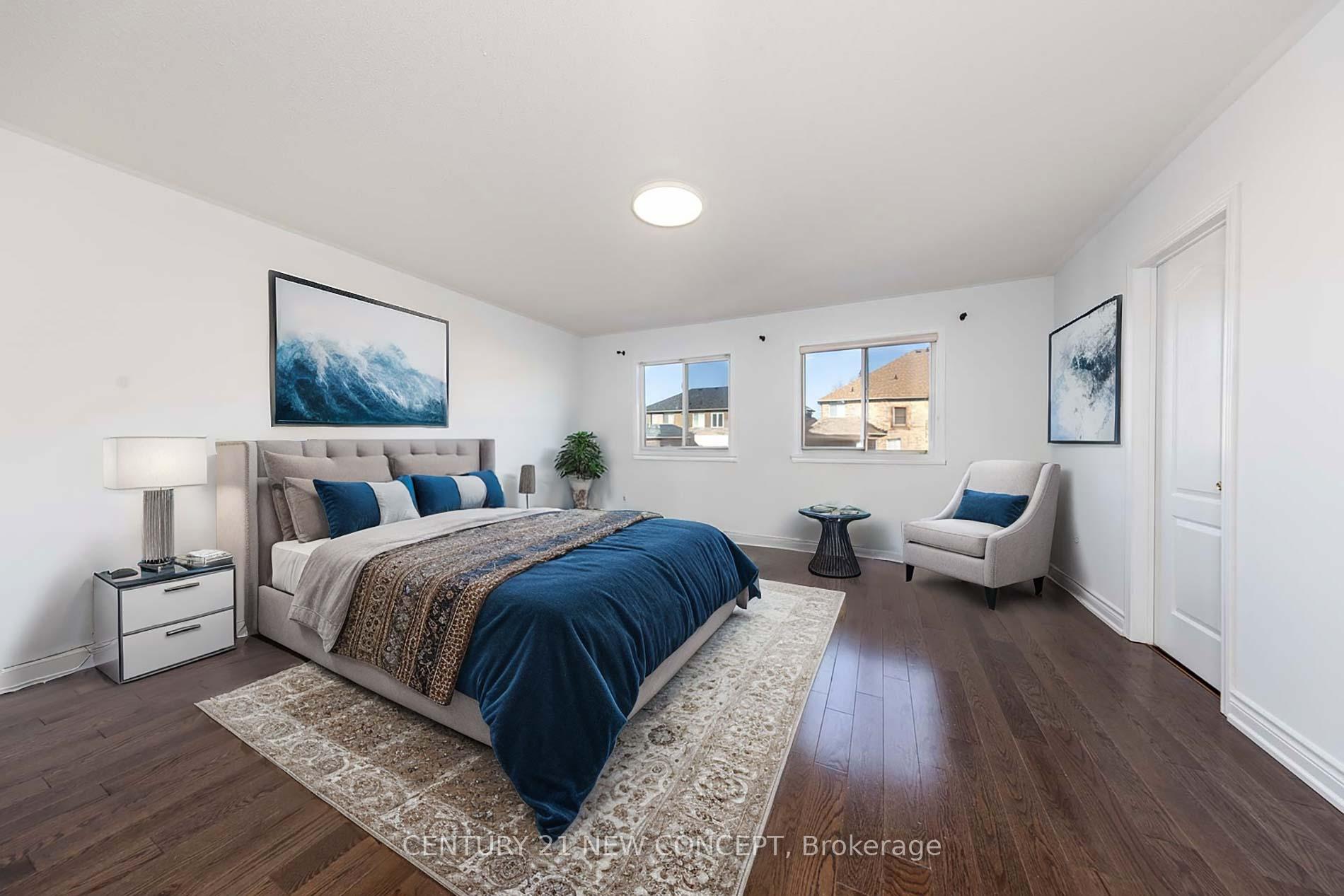 Photo 6 of 315 Conover Avenue, Aurora, Bayview Northeast — HOMEH
