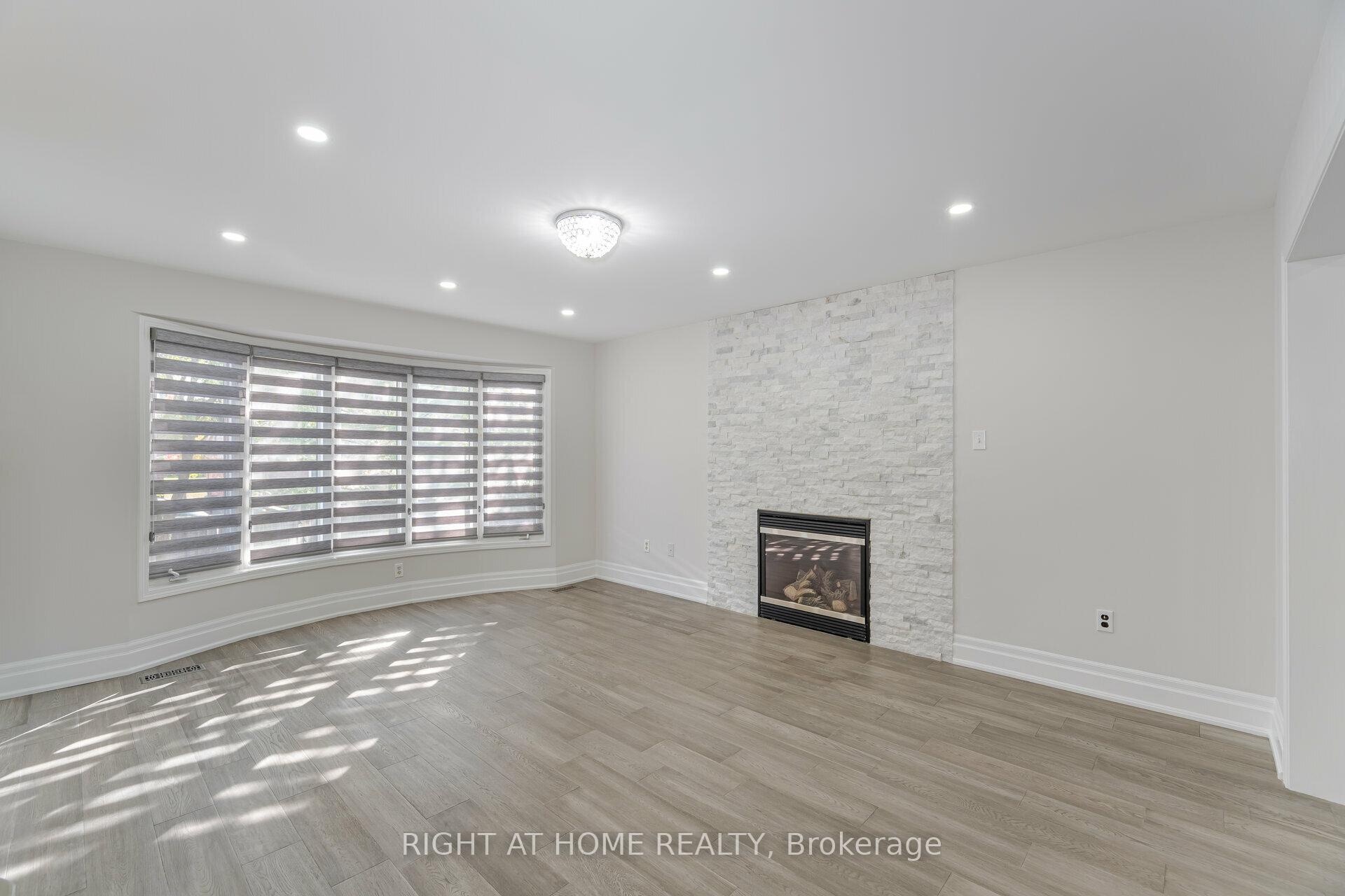 Photo 8 of Unit Upper Unit, 35 Dunning Drive, New Tecumseth, Alliston — HOMEH