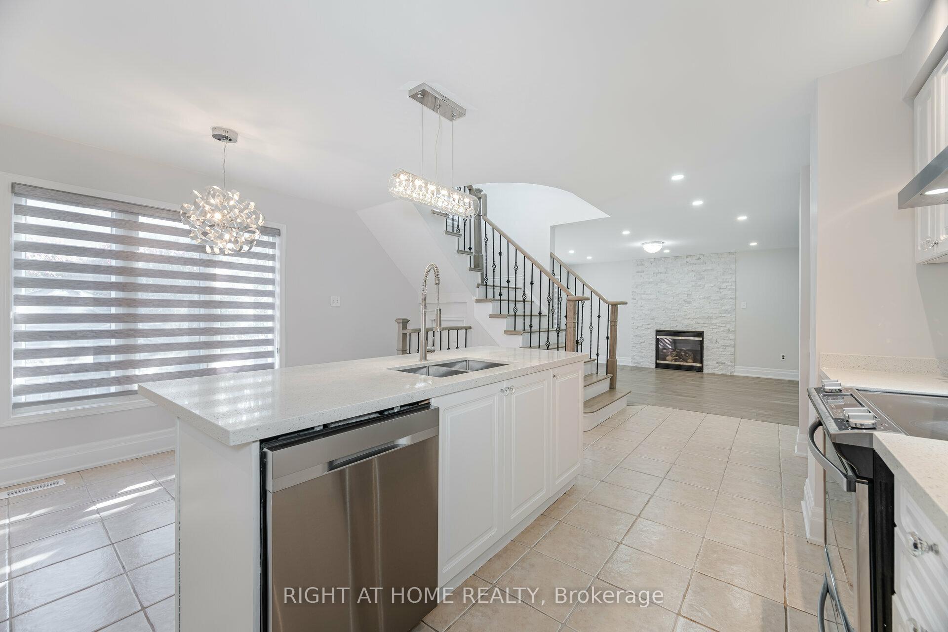Photo 16 of Unit Upper Unit, 35 Dunning Drive, New Tecumseth, Alliston — HOMEH