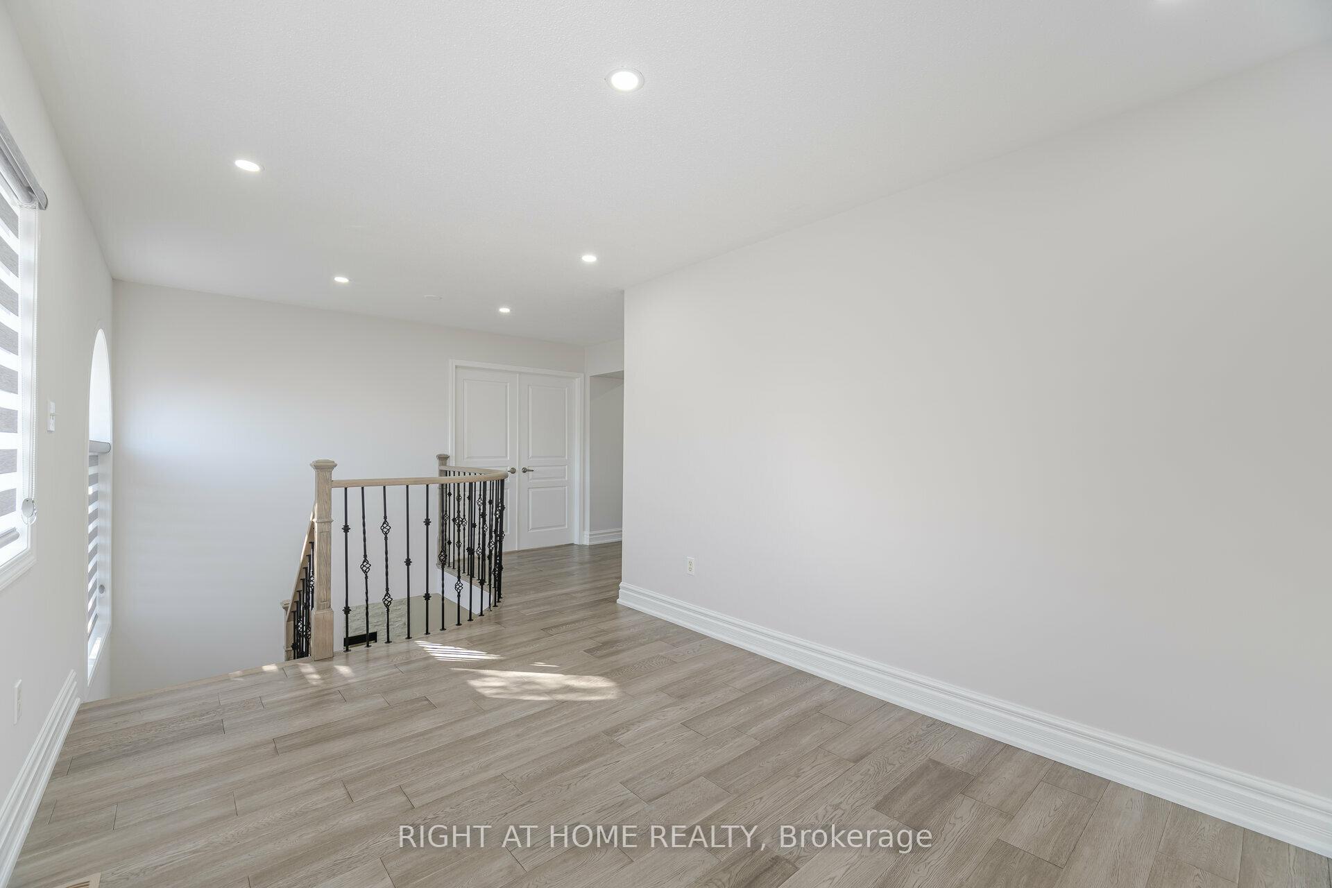 Photo 22 of Unit Upper Unit, 35 Dunning Drive, New Tecumseth, Alliston — HOMEH