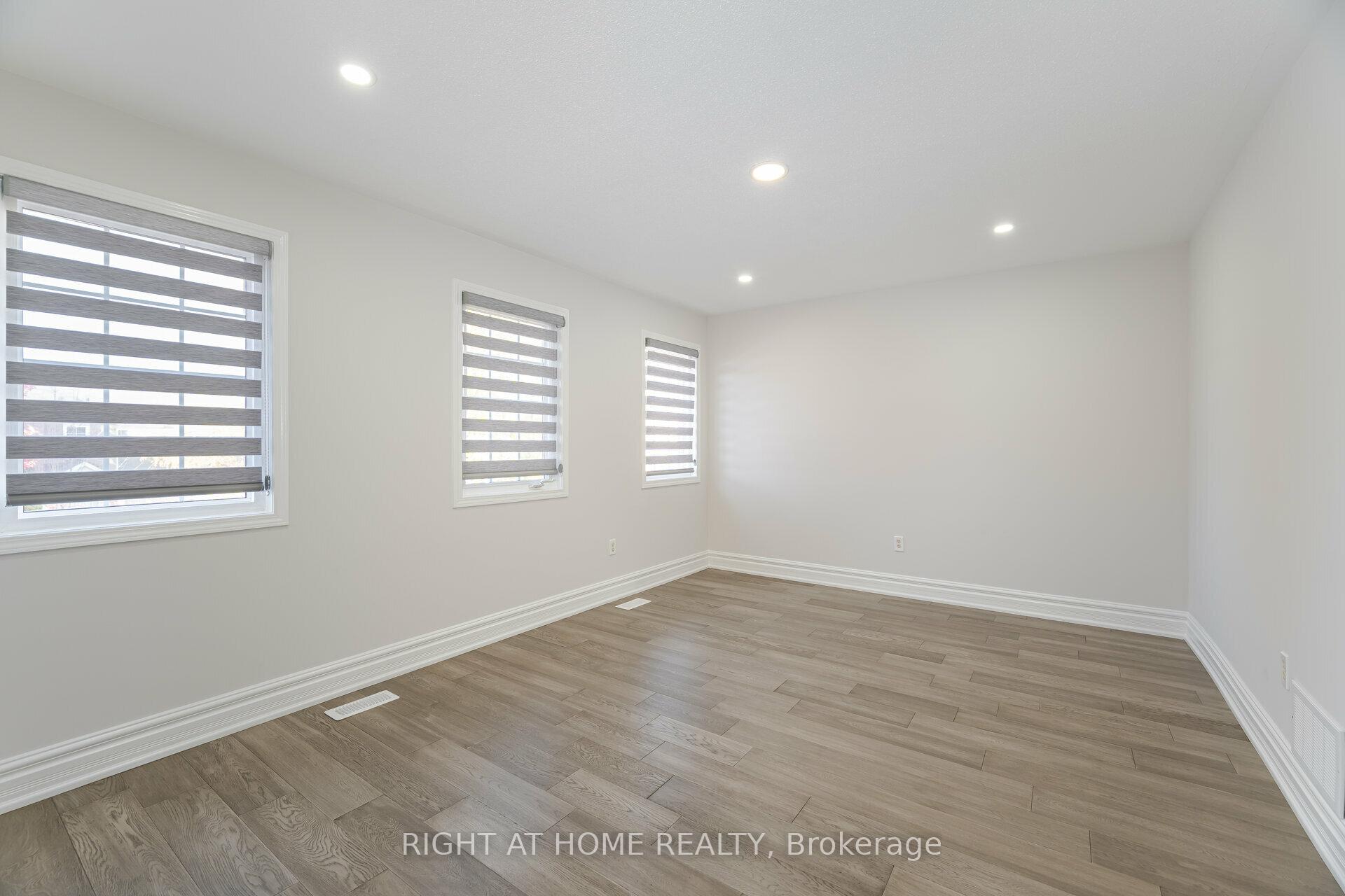 Photo 28 of Unit Upper Unit, 35 Dunning Drive, New Tecumseth, Alliston — HOMEH