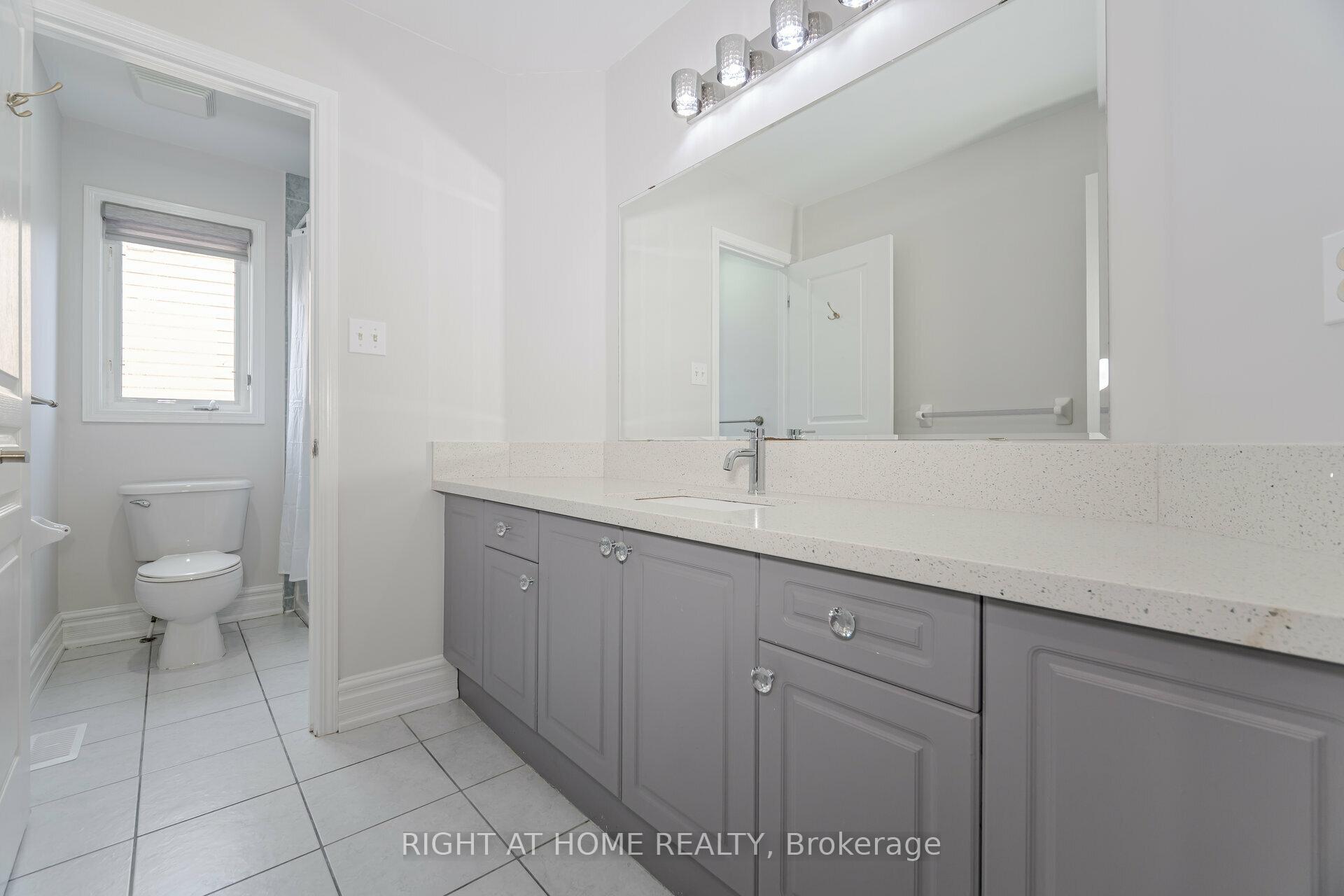 Photo 32 of Unit Upper Unit, 35 Dunning Drive, New Tecumseth, Alliston — HOMEH
