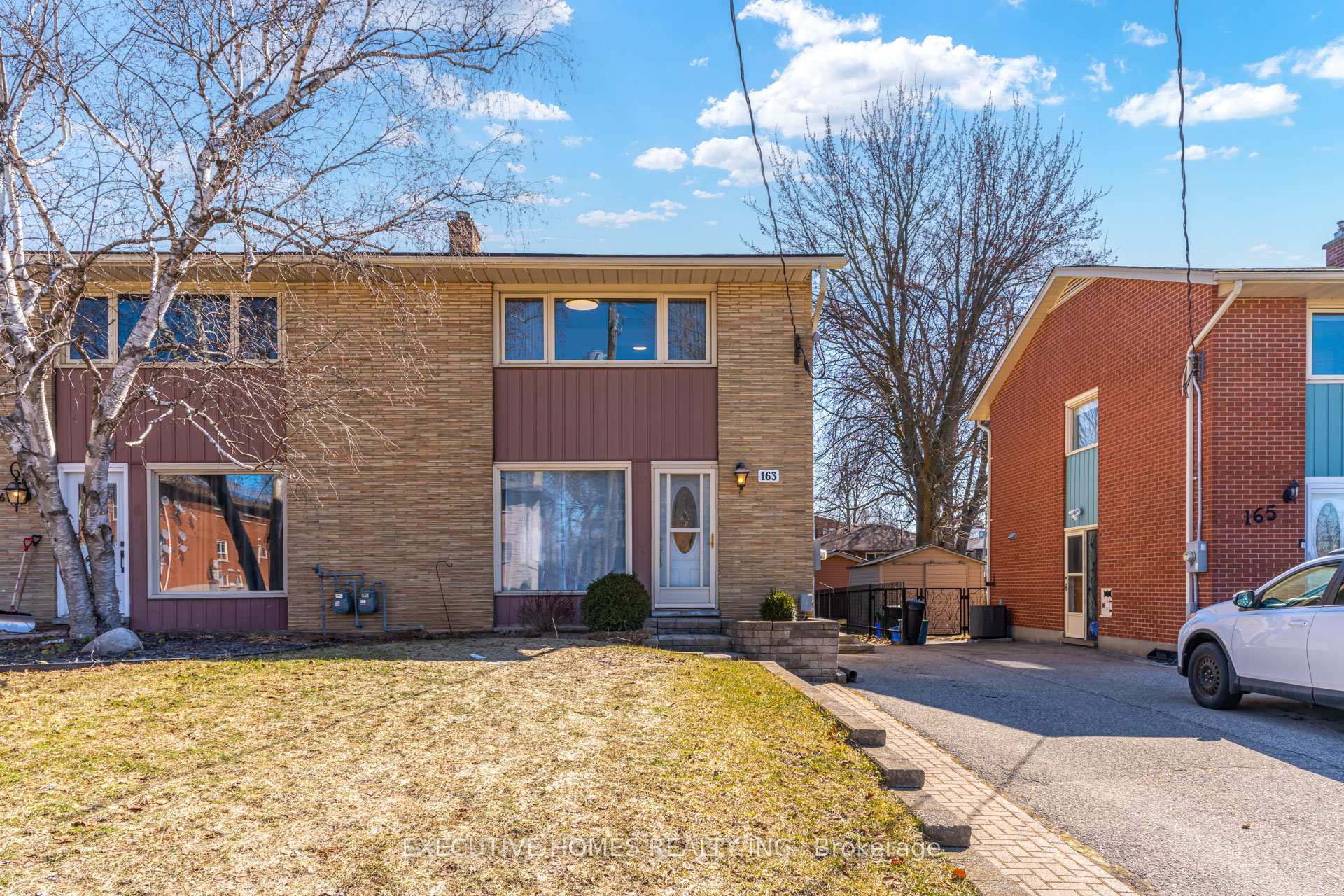 Photo 1 of 163 Fourth Avenue, Kitchener — HOMEH