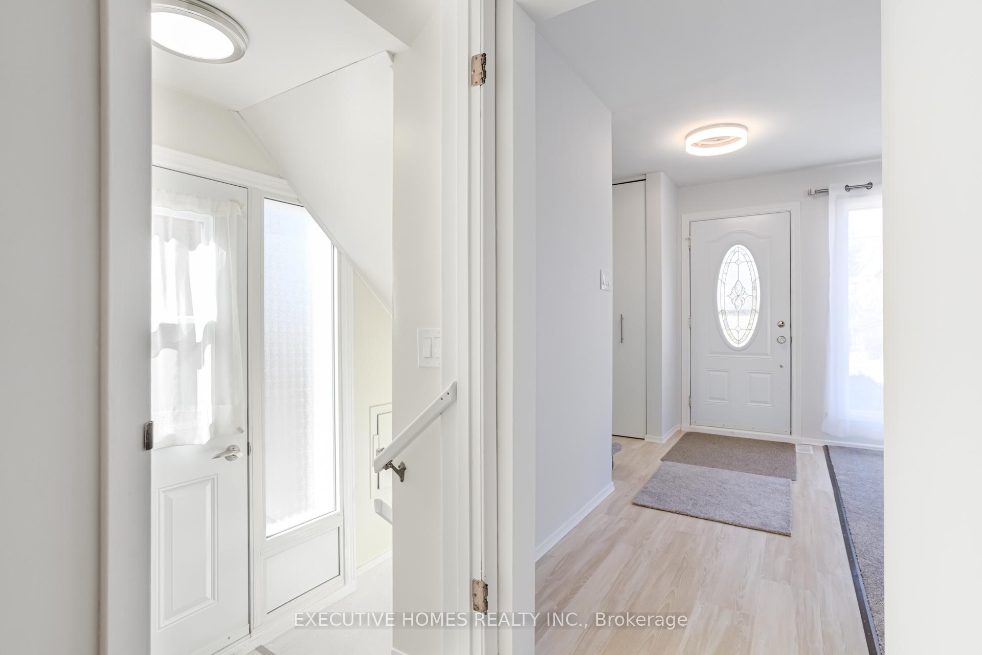 Photo 17 of 163 Fourth Avenue, Kitchener — HOMEH