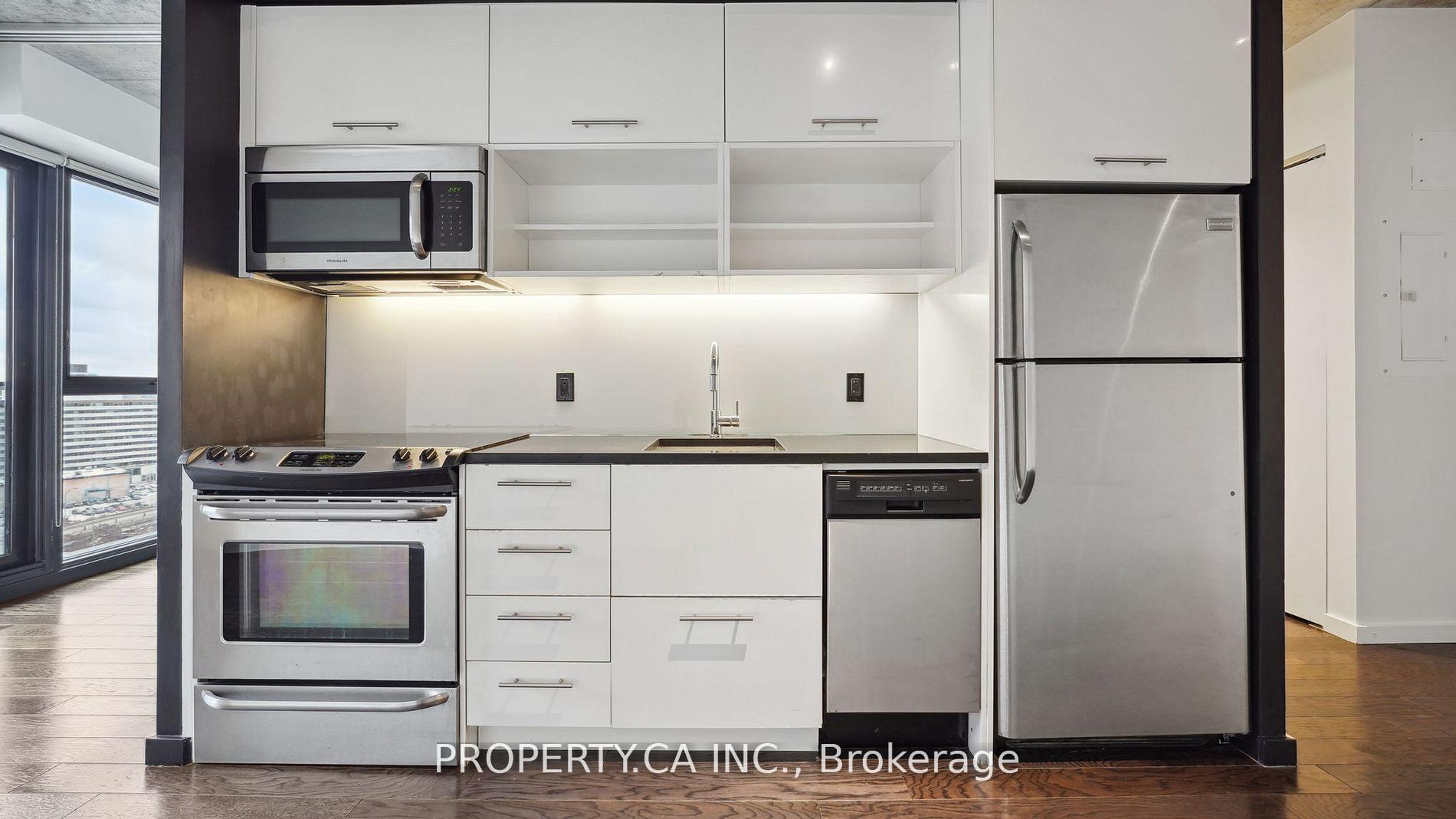 Photo 9 of Unit 1307, 51 Trolley Crescent, Toronto, Moss Park — HOMEH