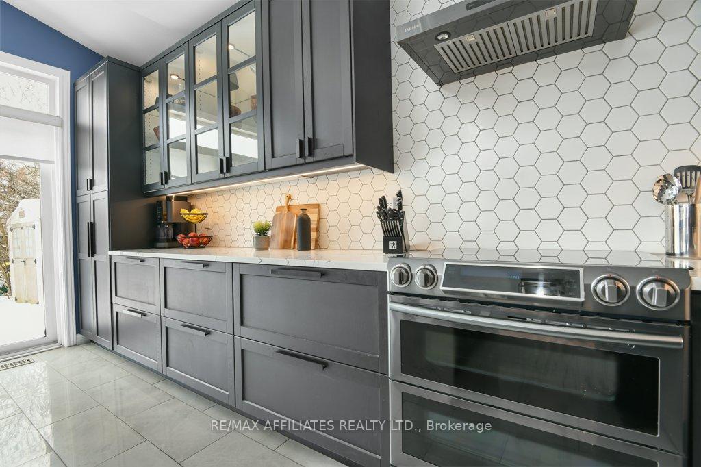 Photo 15 of 4093 Canyon Walk Drive, Ottawa, Riverside South/Gloucester Glen — HOMEH