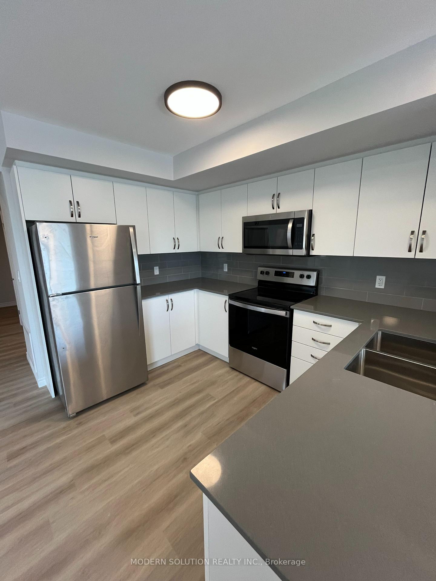 Photo 3 of Unit 601, 425 Watson Parkway N, Guelph, Grange Road — HOMEH