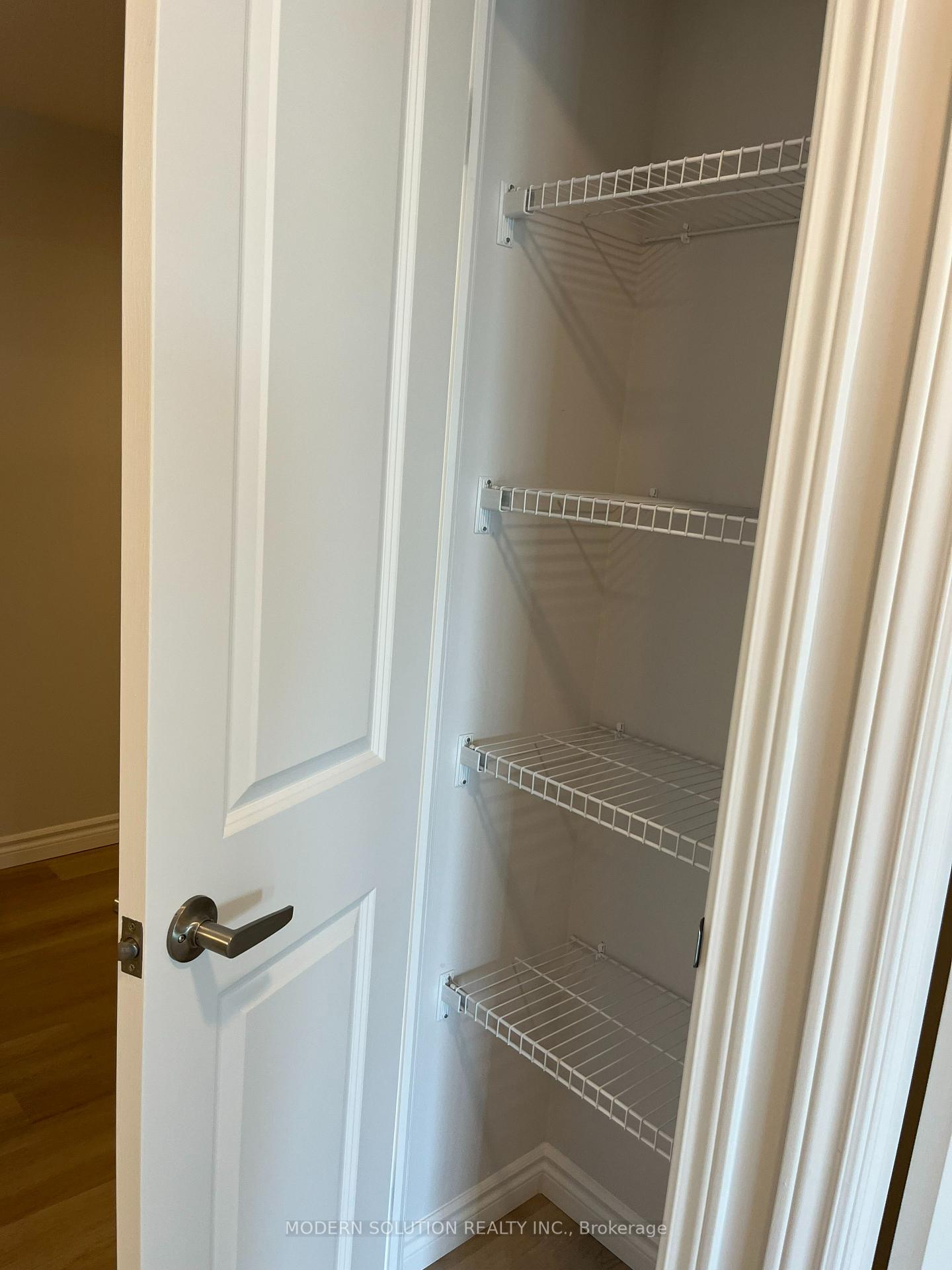 Photo 8 of Unit 601, 425 Watson Parkway N, Guelph, Grange Road — HOMEH