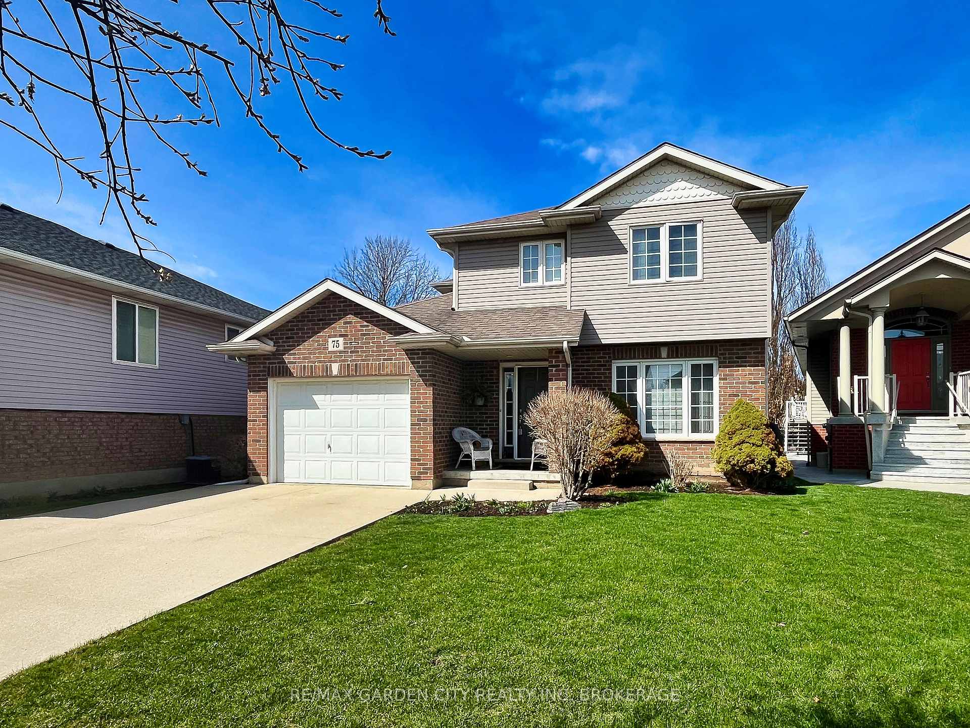 Photo 13 of 75 Sawmill Road, St. Catharines, Grapeview — HOMEH