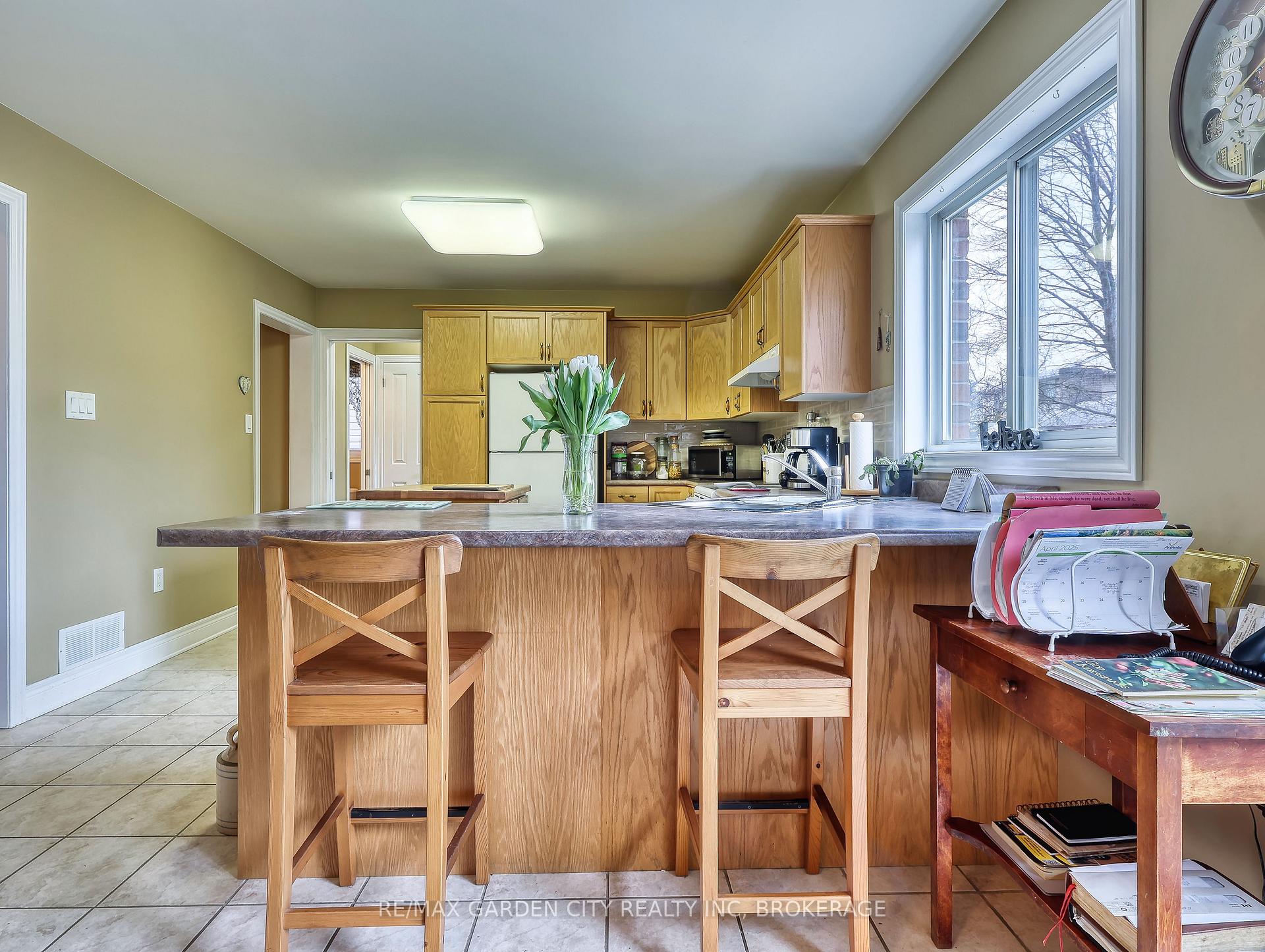 Photo 45 of 75 Sawmill Road, St. Catharines, Grapeview — HOMEH