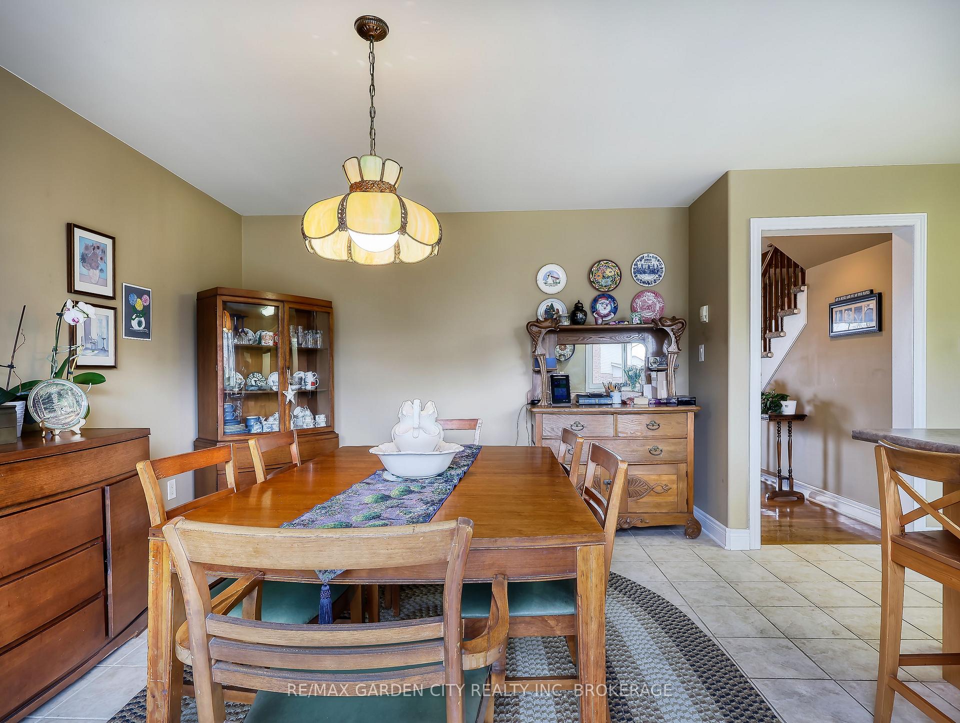 Photo 46 of 75 Sawmill Road, St. Catharines, Grapeview — HOMEH
