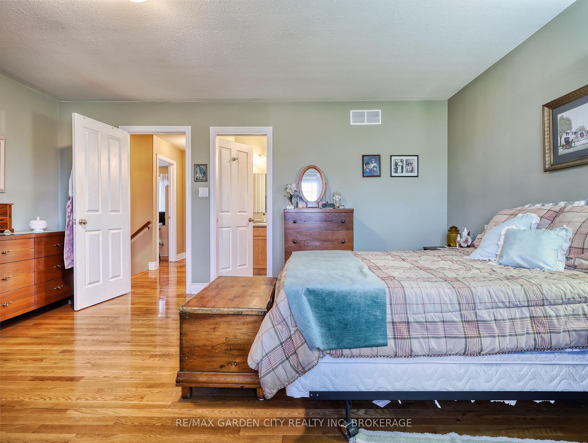 Photo 18 of 75 Sawmill Road, St. Catharines, Grapeview — HOMEH