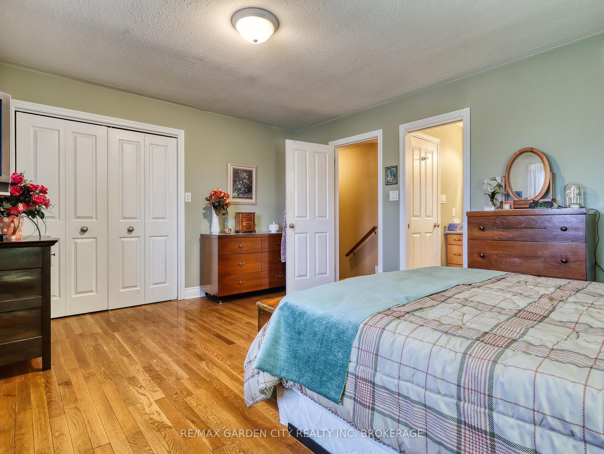 Photo 21 of 75 Sawmill Road, St. Catharines, Grapeview — HOMEH