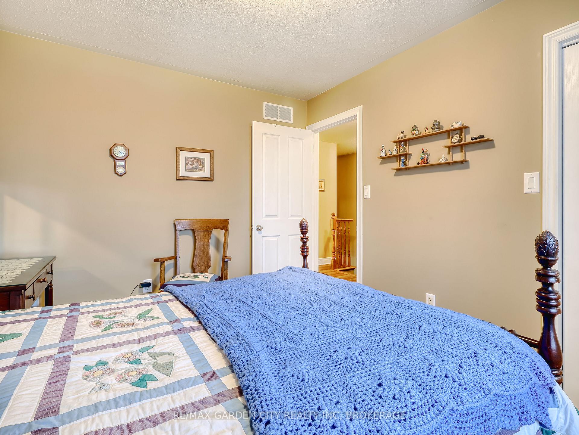 Photo 42 of 75 Sawmill Road, St. Catharines, Grapeview — HOMEH