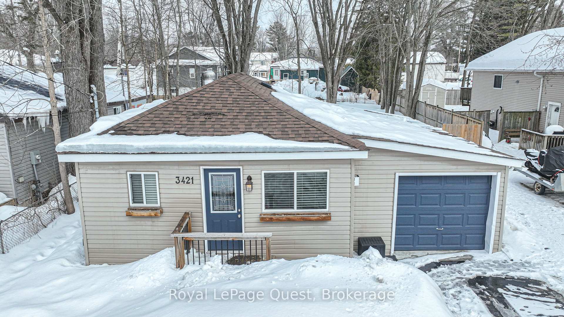Photo 1 of 3421 Beachview Avenue, Severn, West Shore — HOMEH