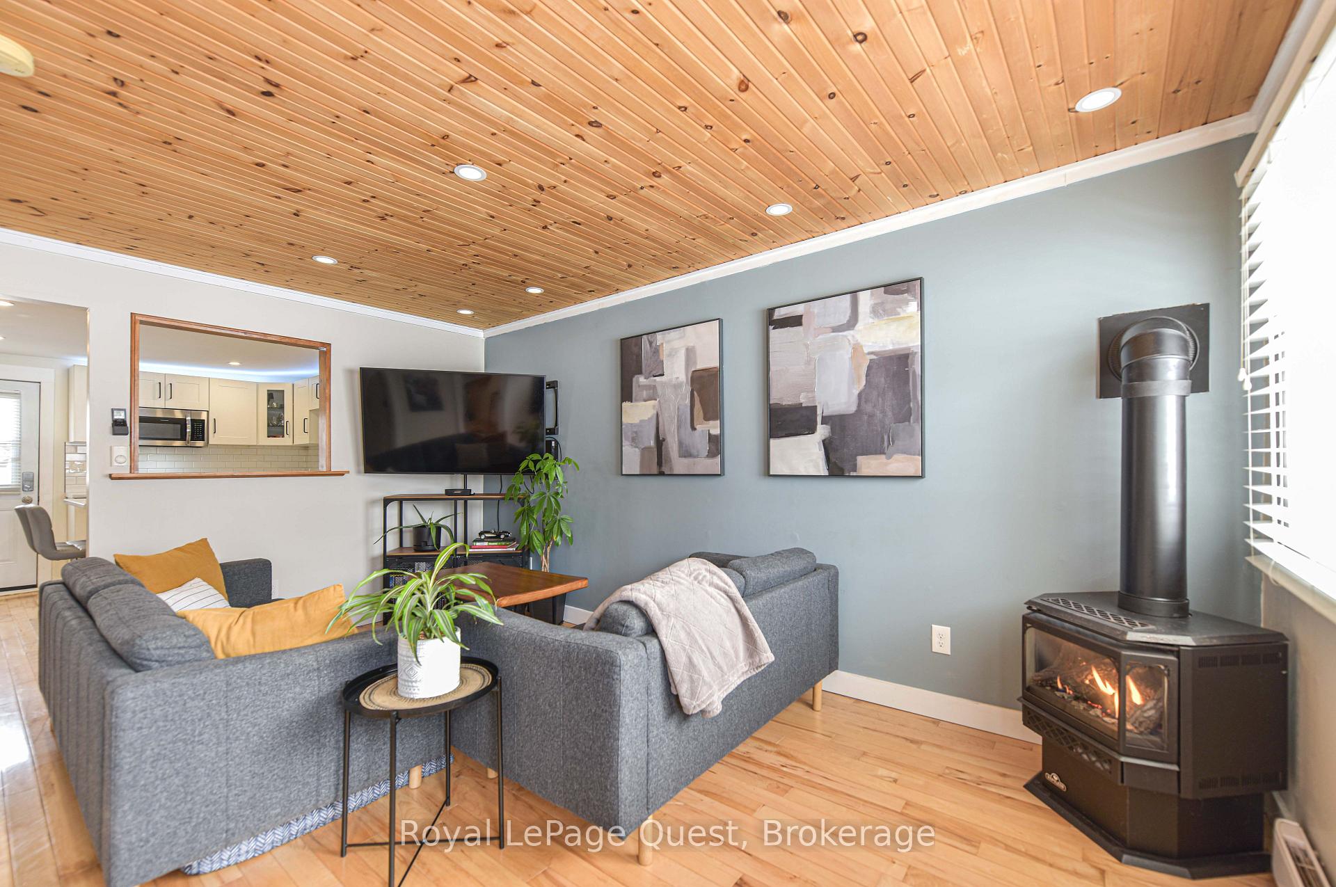 Photo 13 of 3421 Beachview Avenue, Severn, West Shore — HOMEH