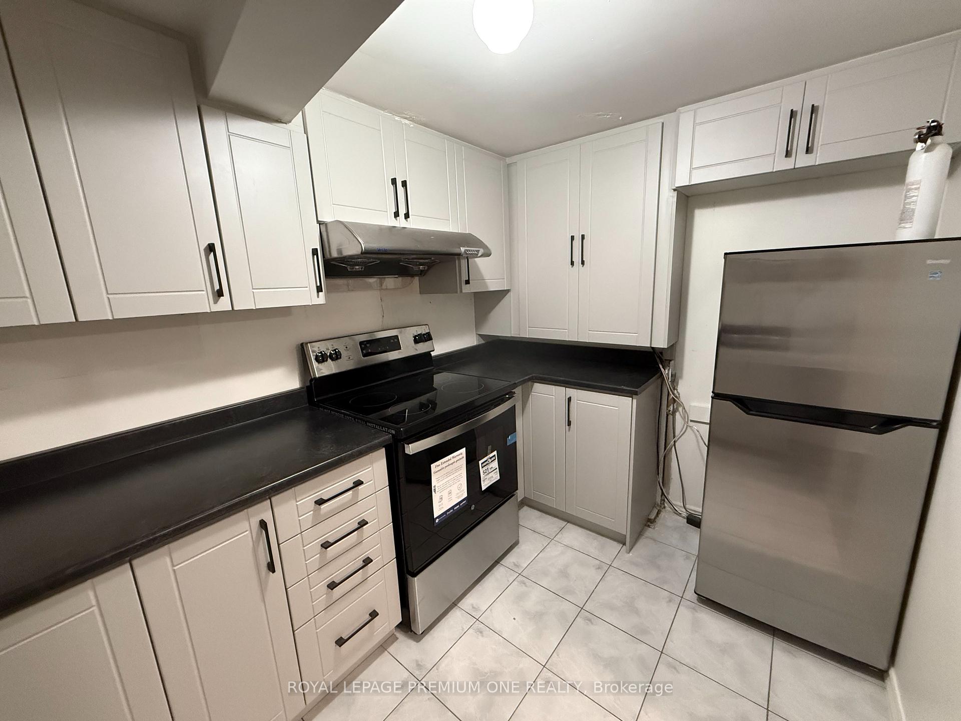 Photo 17 of Unit BSMT, 2 Dina Road, Vaughan, Maple — HOMEH