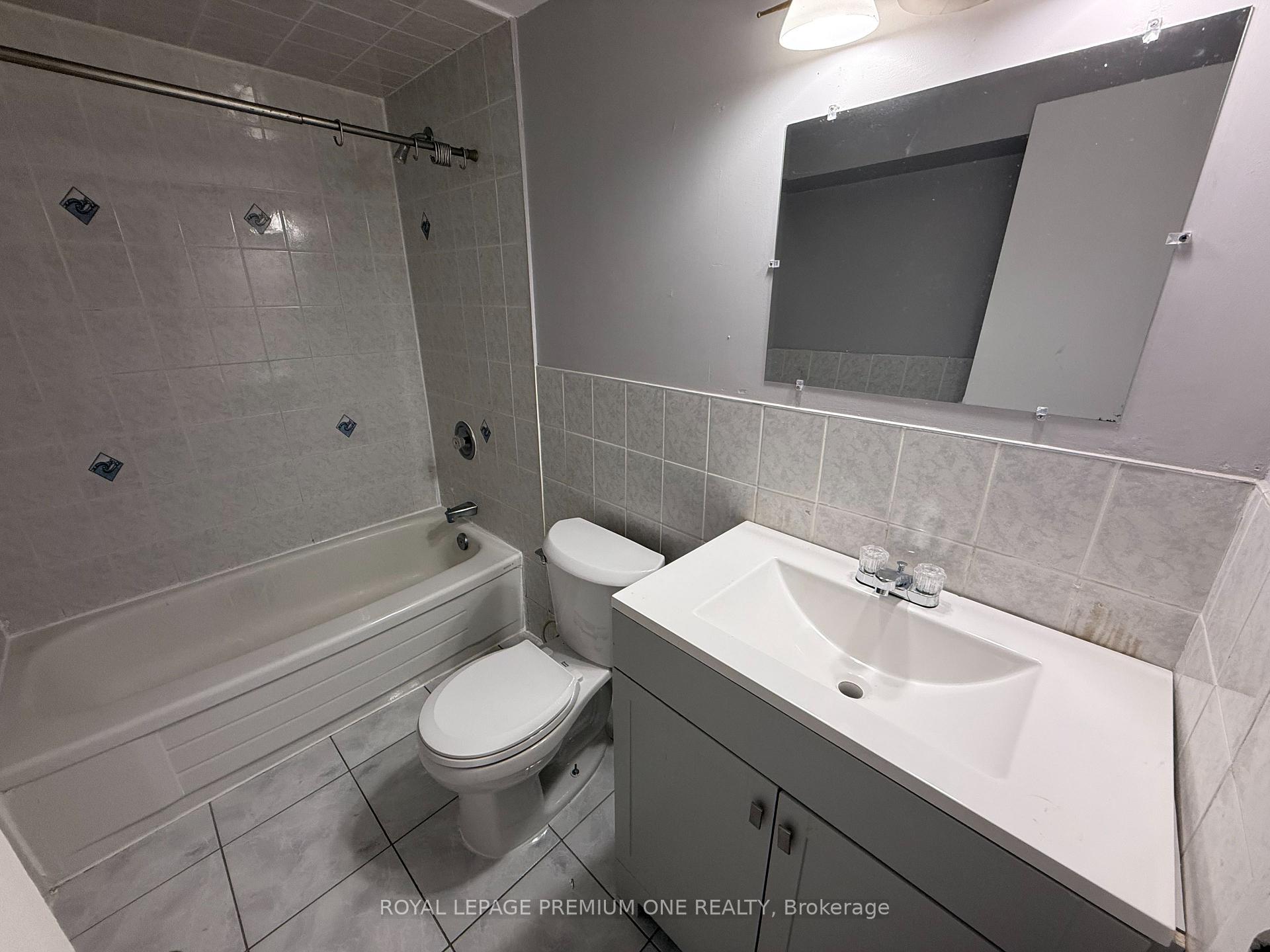 Photo 9 of Unit BSMT, 2 Dina Road, Vaughan, Maple — HOMEH