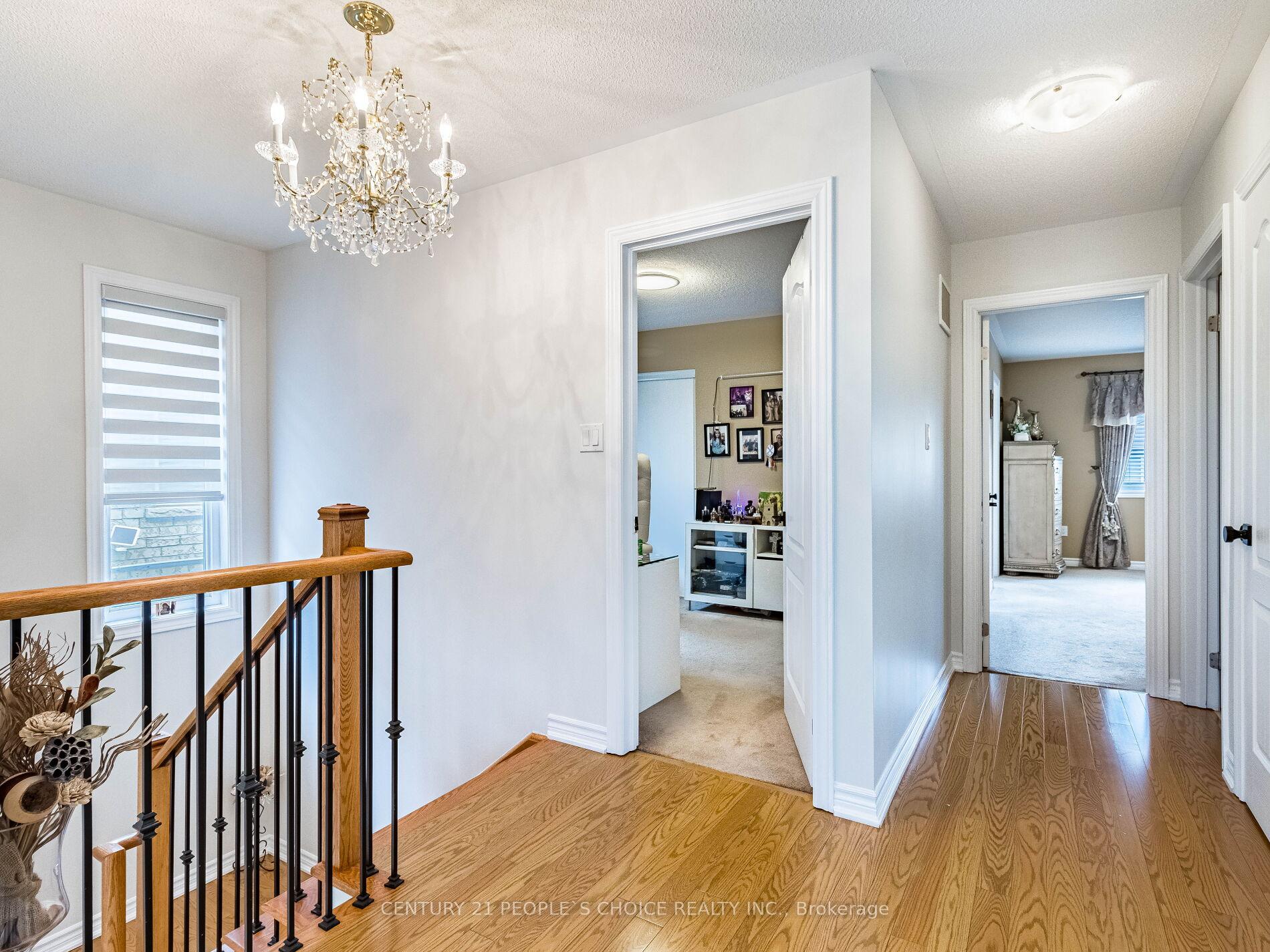Photo 16 of 83 Daden Oaks Drive, Brampton, Bram East — HOMEH