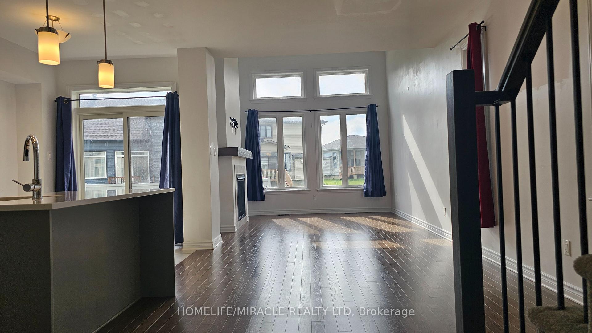 Photo 2 of 700 Miikana Road, Ottawa, Blossom Park/Kemp Park/Findlay Creek — HOMEH