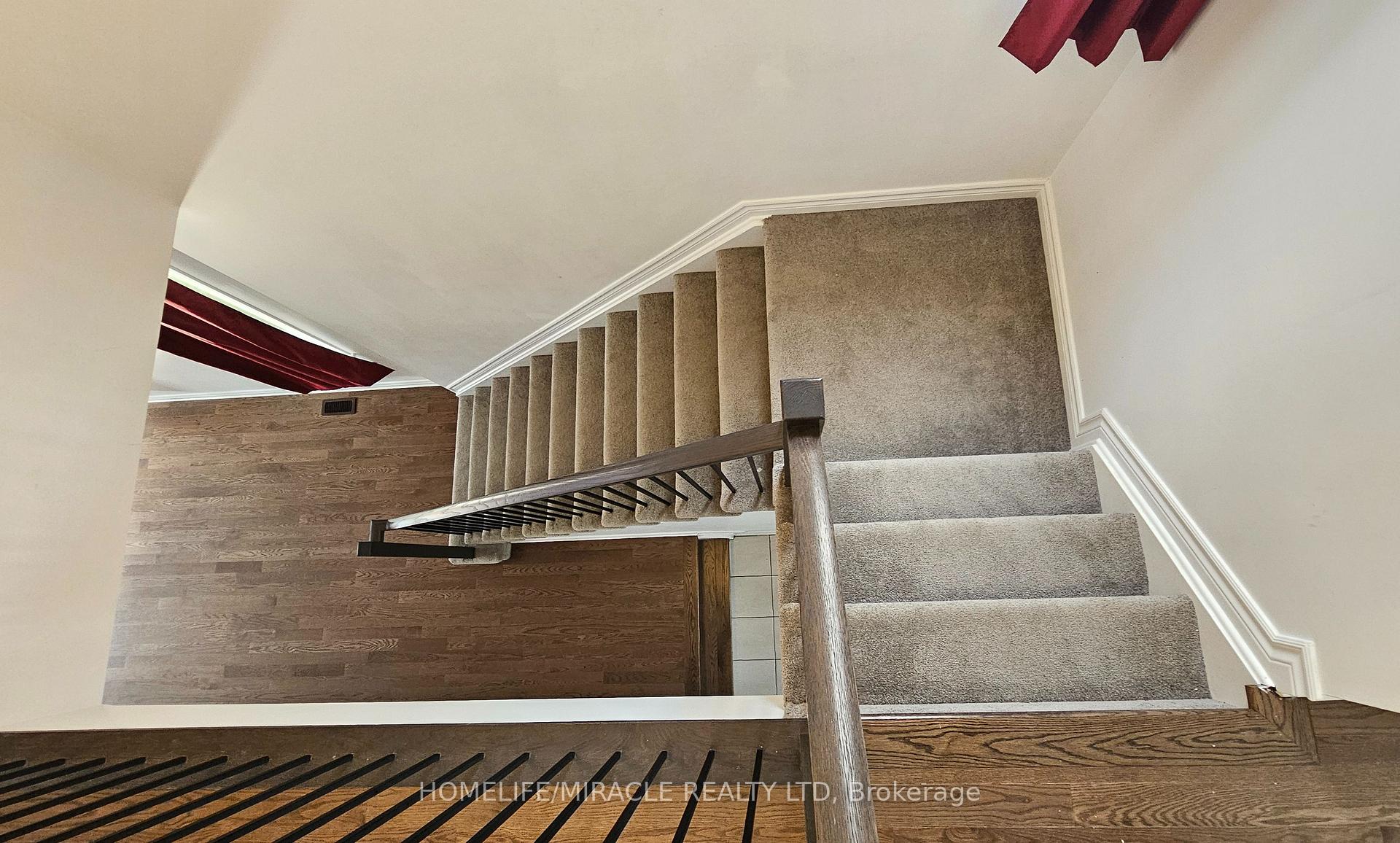 Photo 15 of 700 Miikana Road, Ottawa, Blossom Park/Kemp Park/Findlay Creek — HOMEH