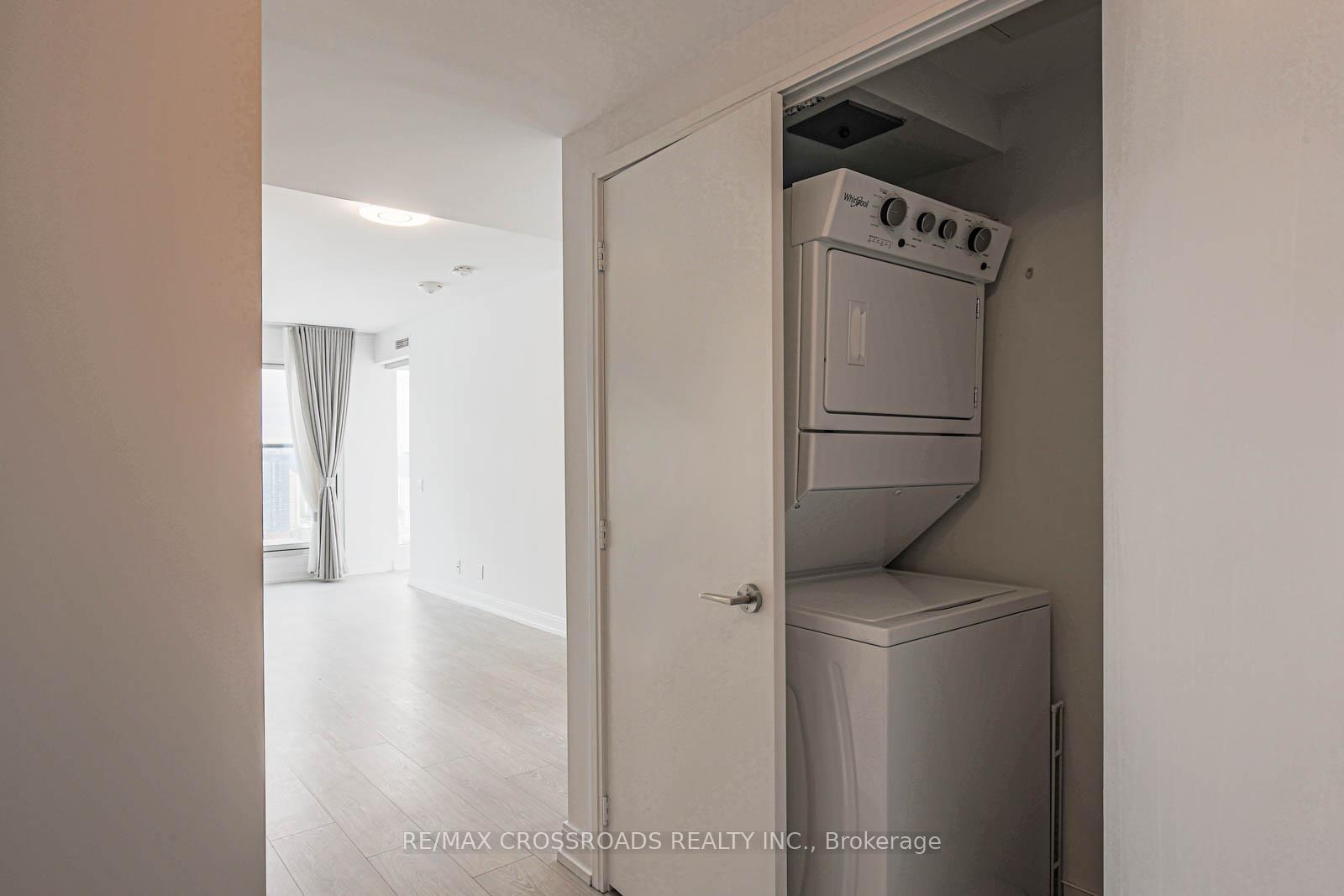 Photo 2 of Unit 5303, 181 Dundas Street E, Toronto, Moss Park — HOMEH