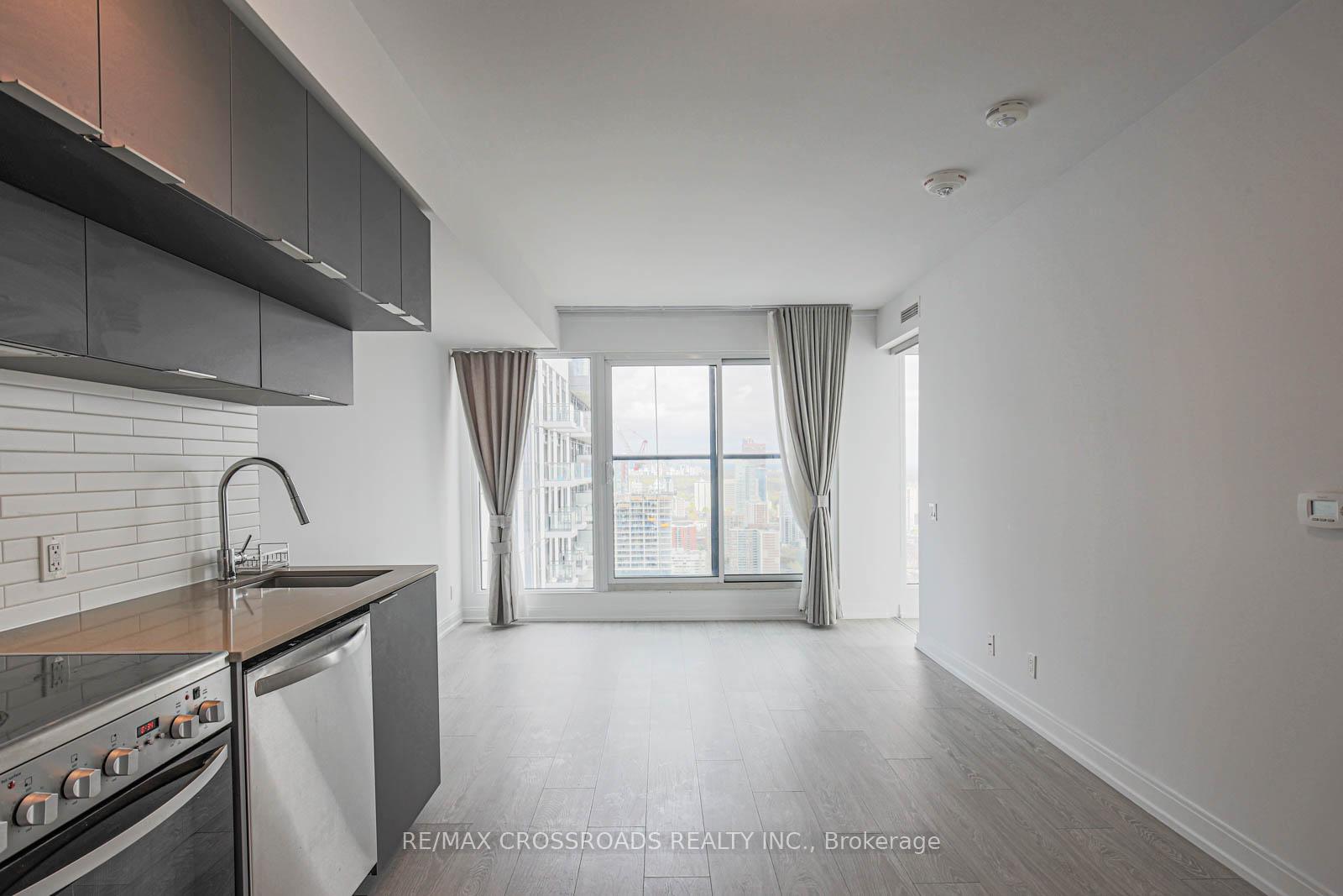 Photo 8 of Unit 5303, 181 Dundas Street E, Toronto, Moss Park — HOMEH