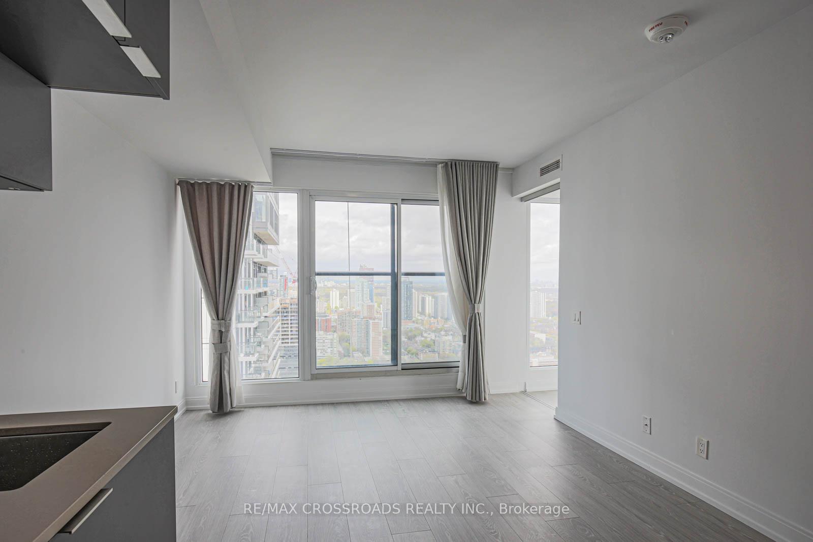 Photo 3 of Unit 5303, 181 Dundas Street E, Toronto, Moss Park — HOMEH