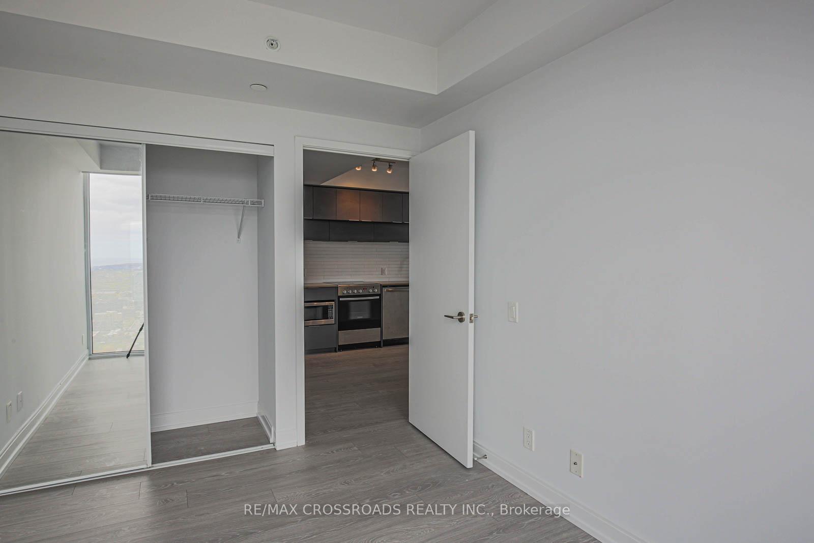 Photo 7 of Unit 5303, 181 Dundas Street E, Toronto, Moss Park — HOMEH