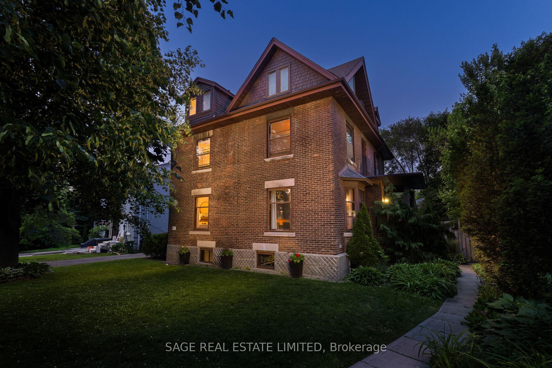 Front of 201 Sutherland Drive