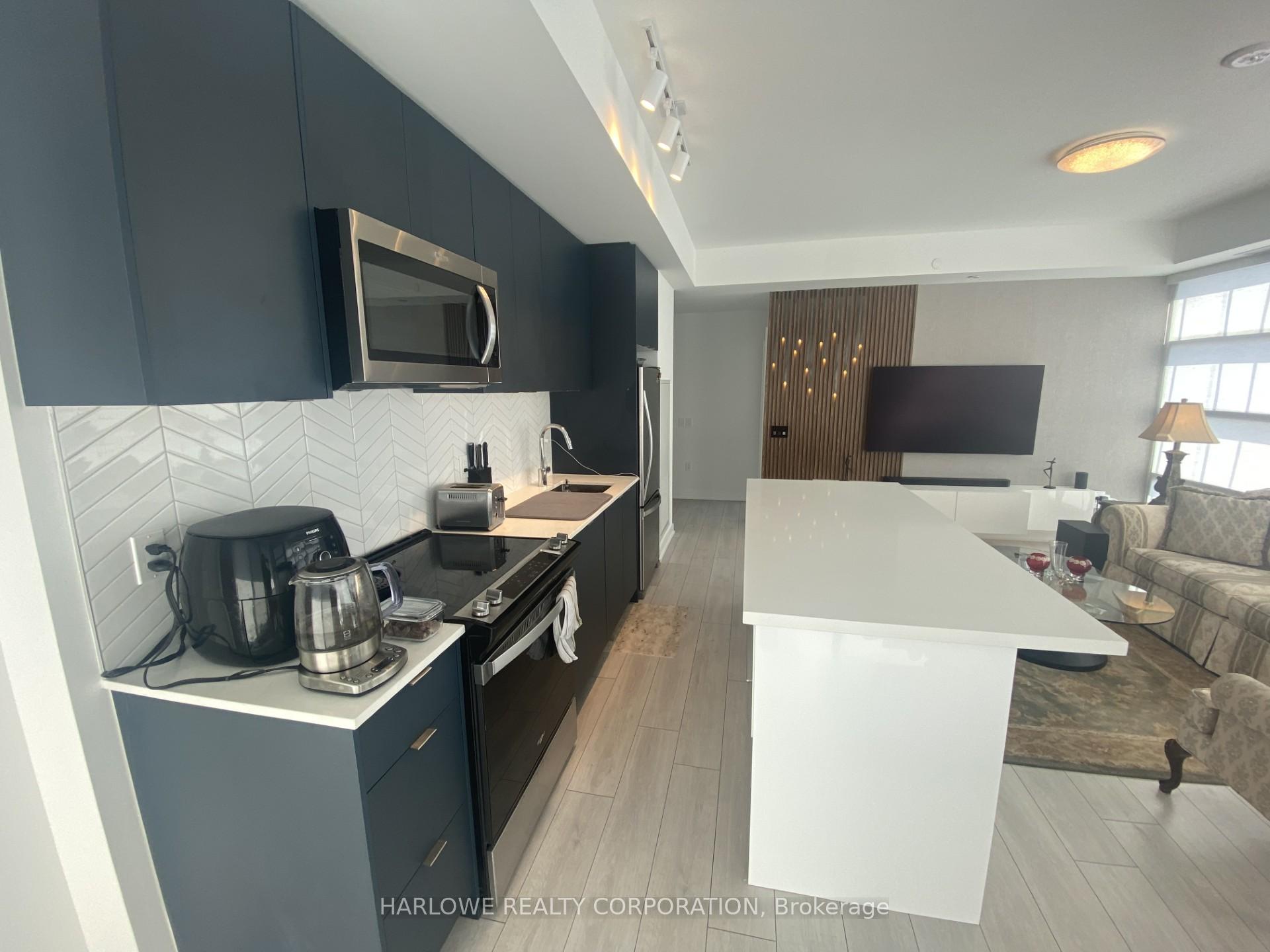 Photo 4 of Unit 707 A, 1606 Charles Street, Whitby, Port Whitby — HOMEH