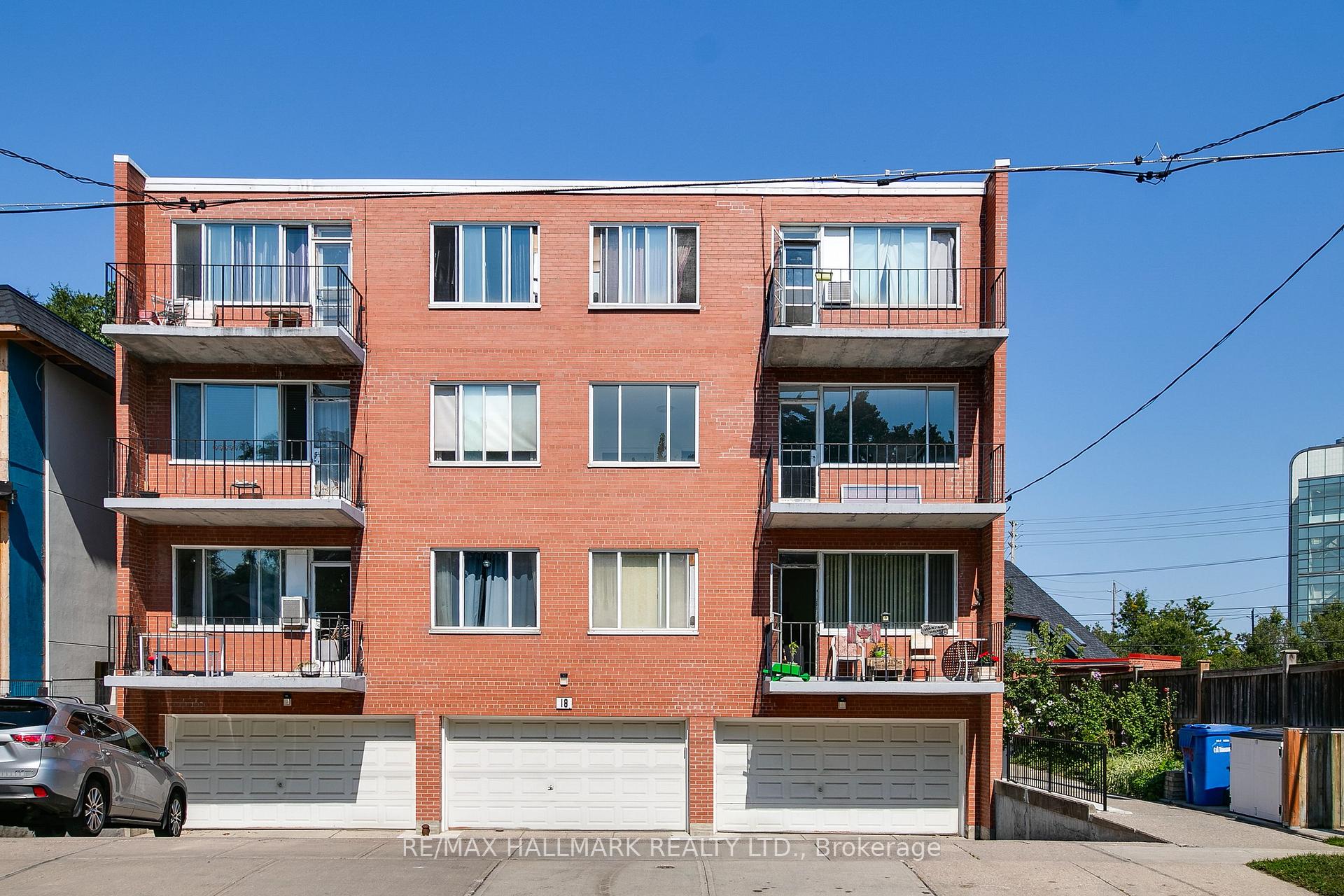 Front of Unit 14, 18 Kenrae Road