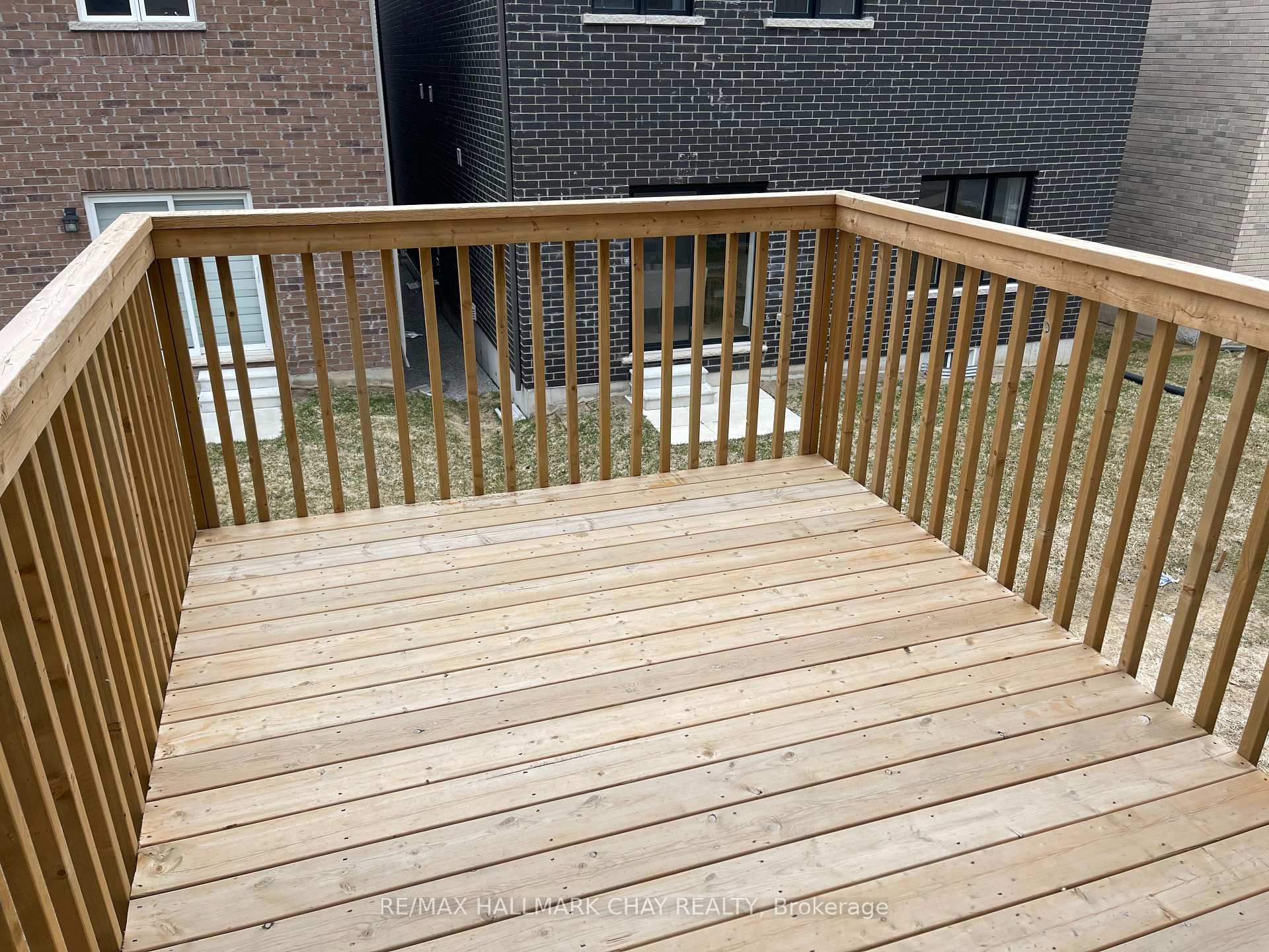 Photo 8 of 20 Barnyard Trail, Barrie, Rural Barrie Southeast — HOMEH