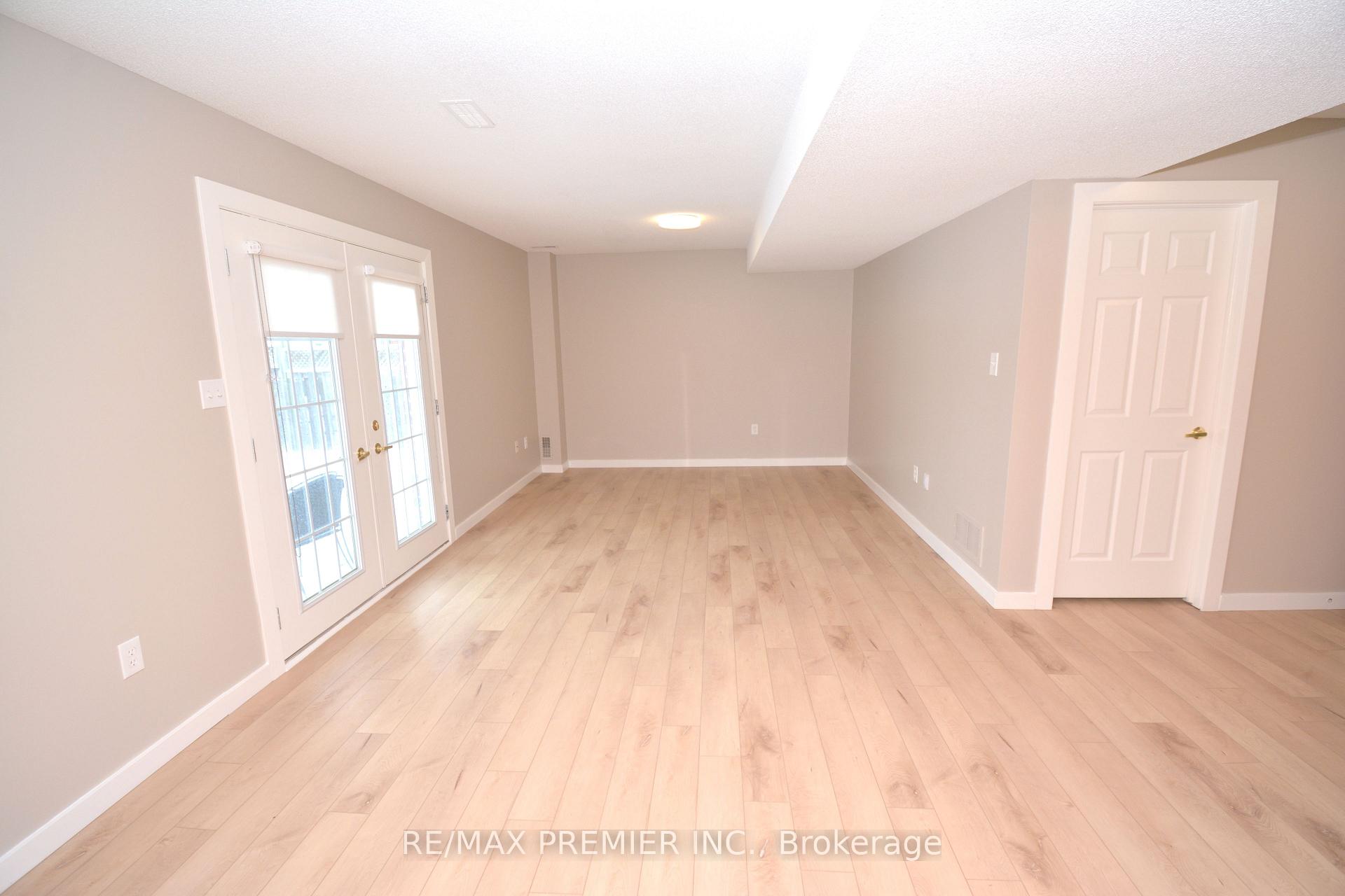 Photo 30 of 16 Commonwealth Road, Barrie, Innis-Shore — HOMEH
