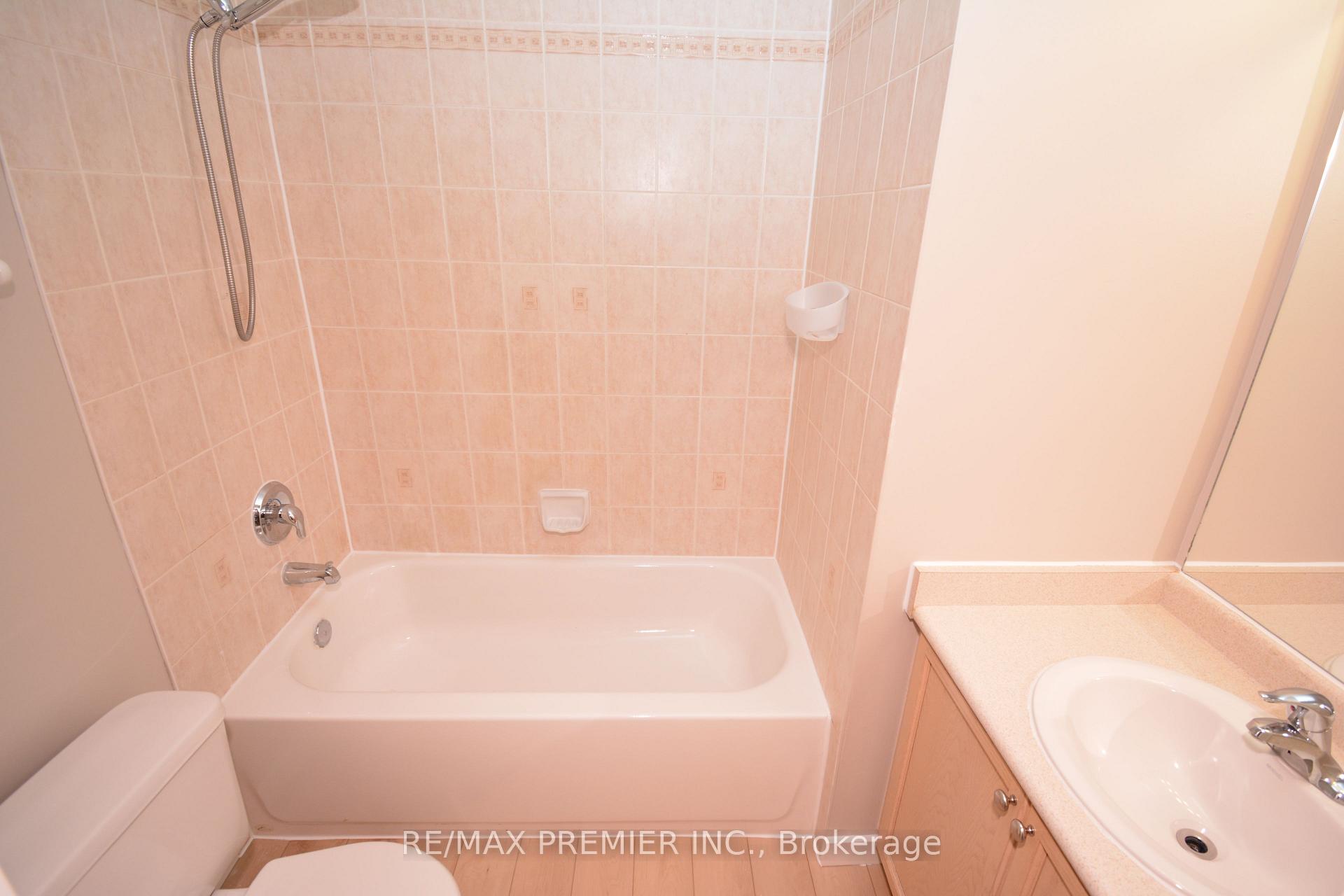 Photo 28 of 16 Commonwealth Road, Barrie, Innis-Shore — HOMEH