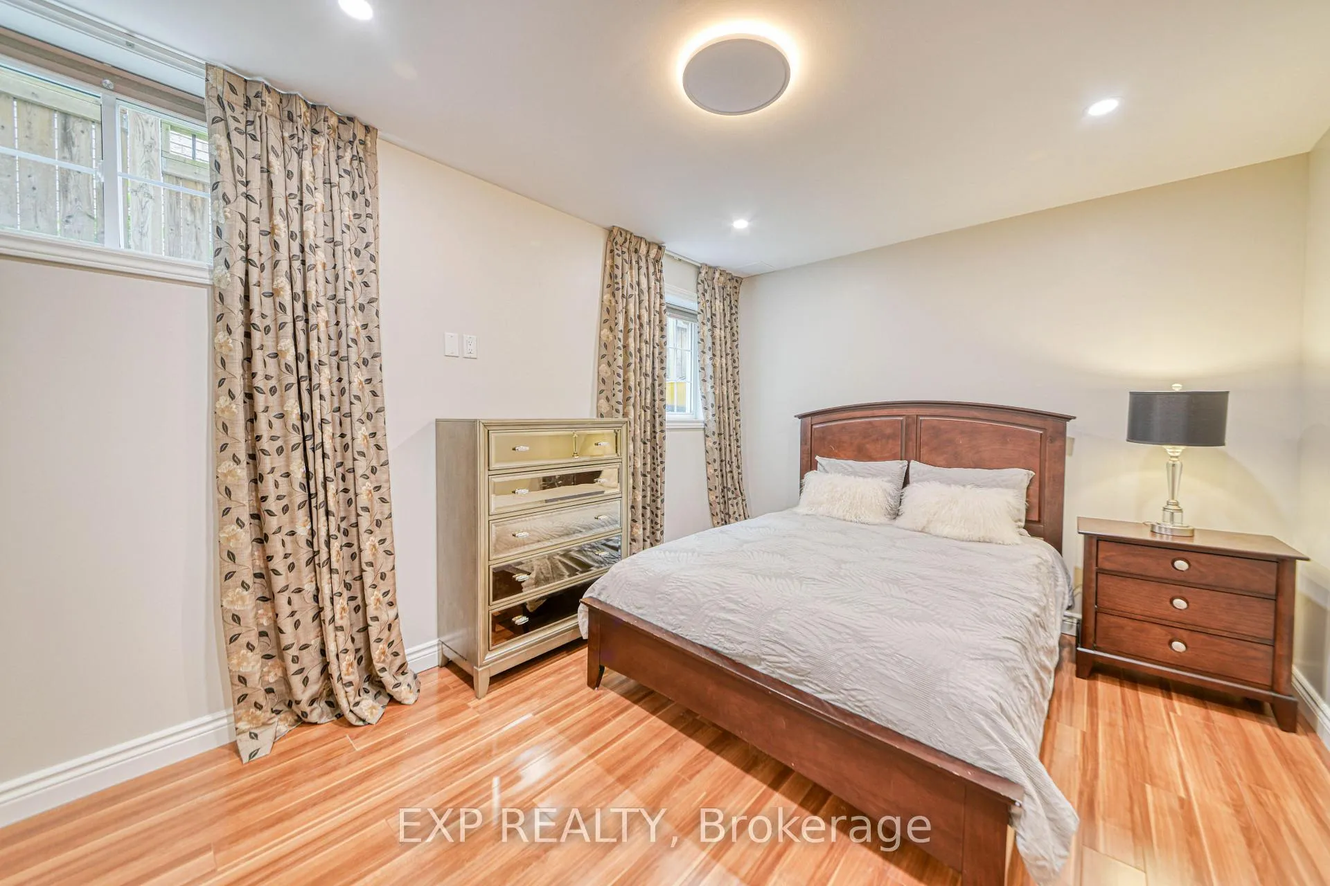 Photo 16 of BSMT - 87 Lowinger Avenue, Hamilton, Meadowlands — HOMEH