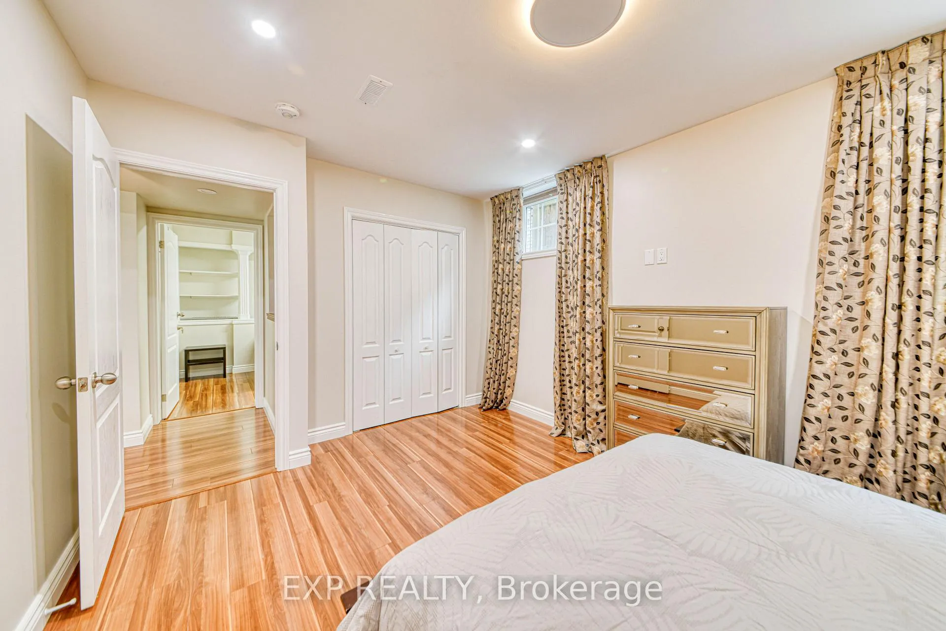 Photo 18 of BSMT - 87 Lowinger Avenue, Hamilton, Meadowlands — HOMEH