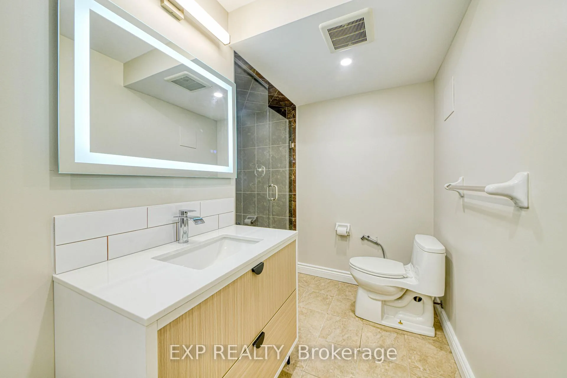 Photo 22 of BSMT - 87 Lowinger Avenue, Hamilton, Meadowlands — HOMEH