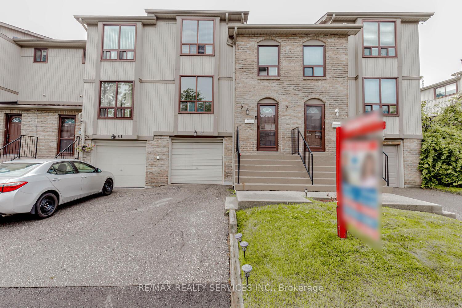 Photo 1 of Unit 82, 82 Guildford Crescent, Brampton, Central Park — HOMEH