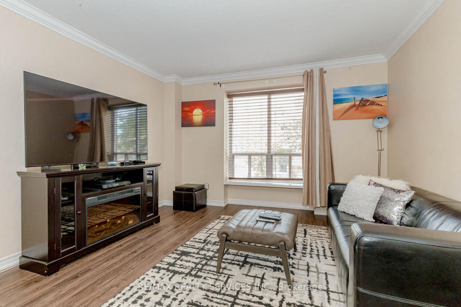 Photo 13 of Unit 82, 82 Guildford Crescent, Brampton, Central Park — HOMEH