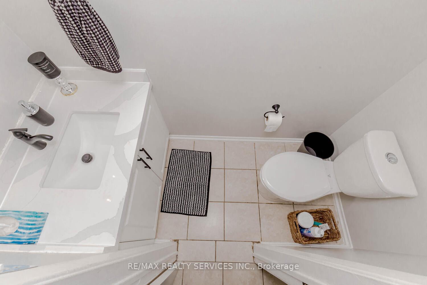 Photo 17 of Unit 82, 82 Guildford Crescent, Brampton, Central Park — HOMEH