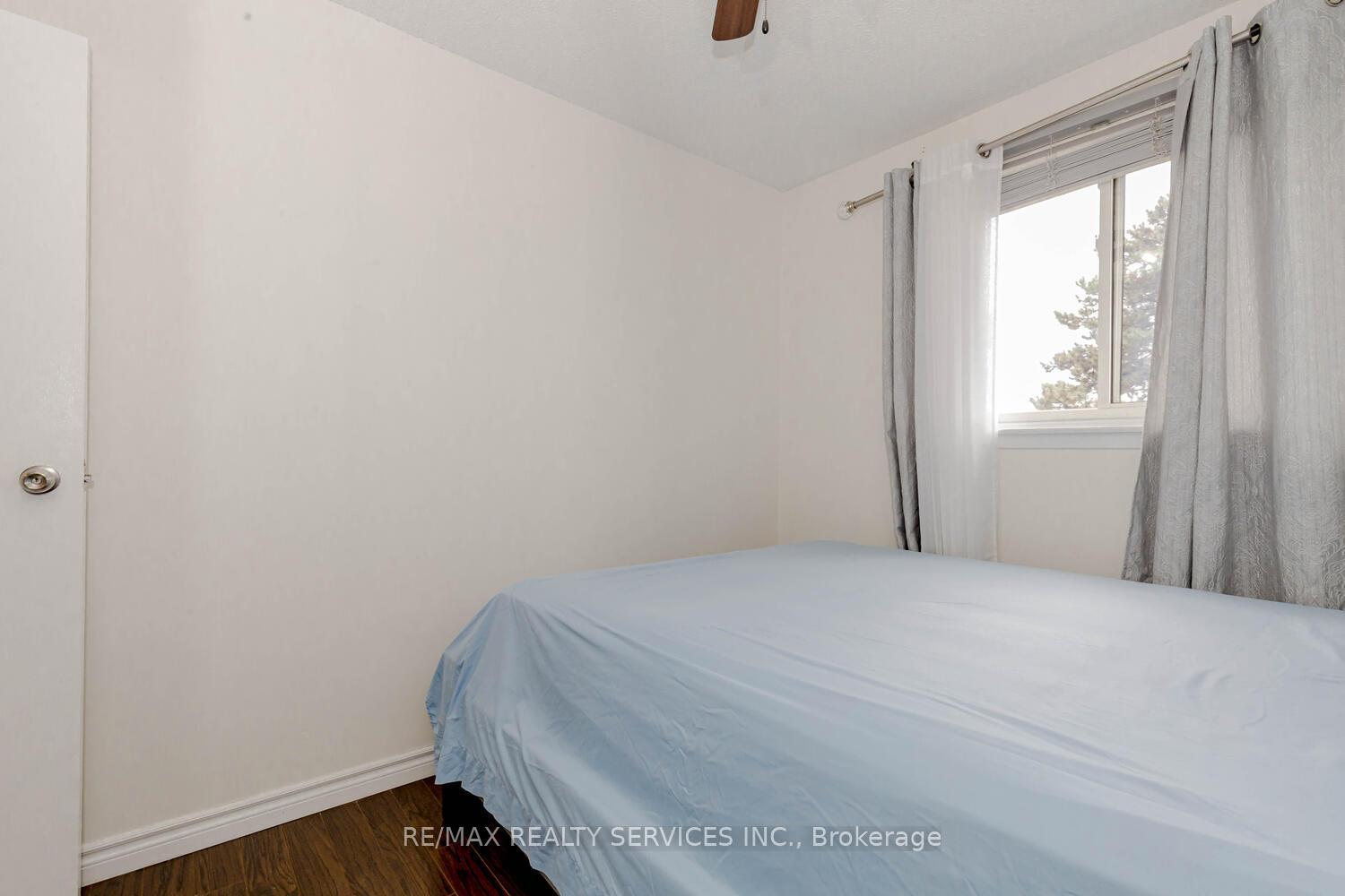 Photo 24 of Unit 82, 82 Guildford Crescent, Brampton, Central Park — HOMEH