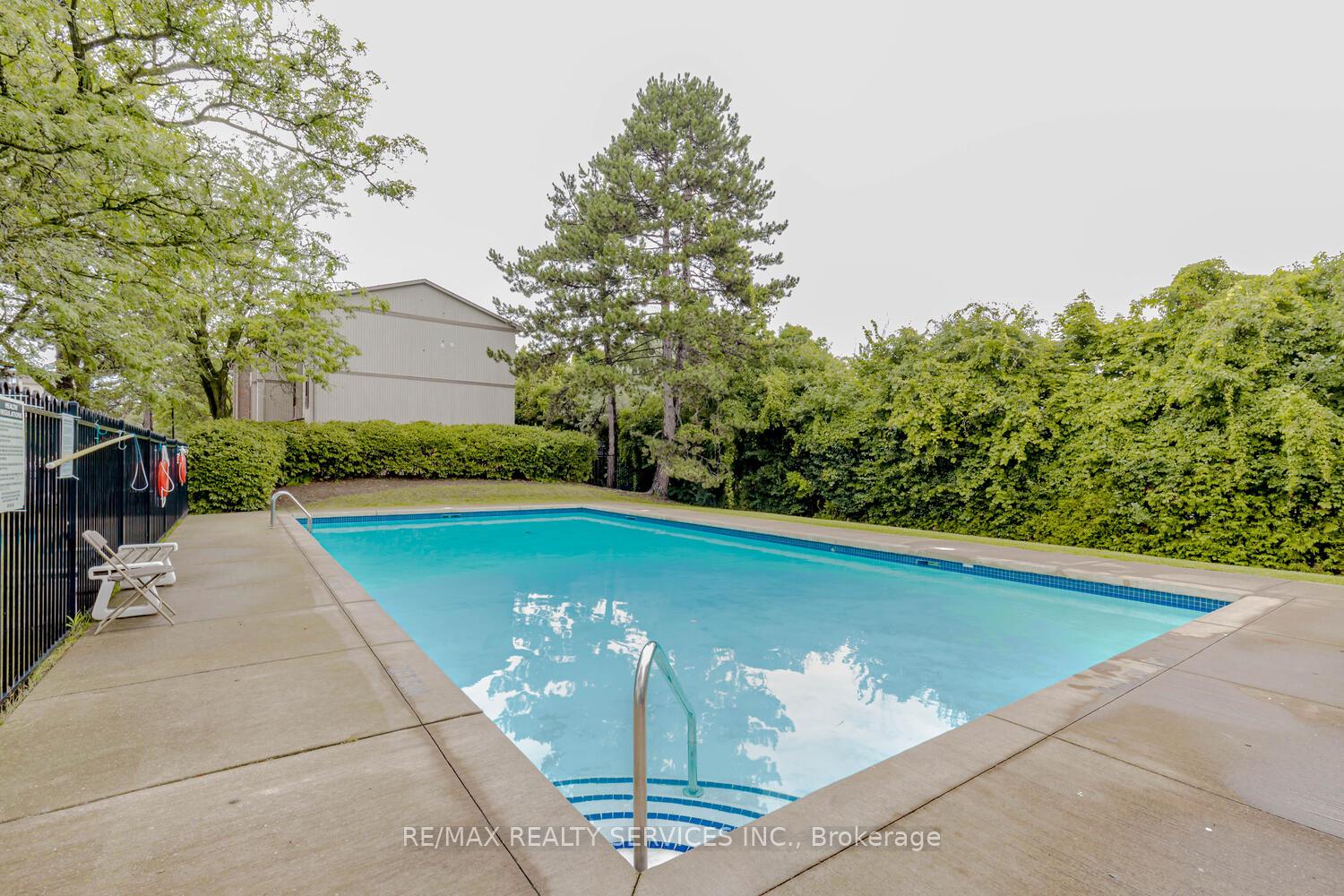 Photo 38 of Unit 82, 82 Guildford Crescent, Brampton, Central Park — HOMEH