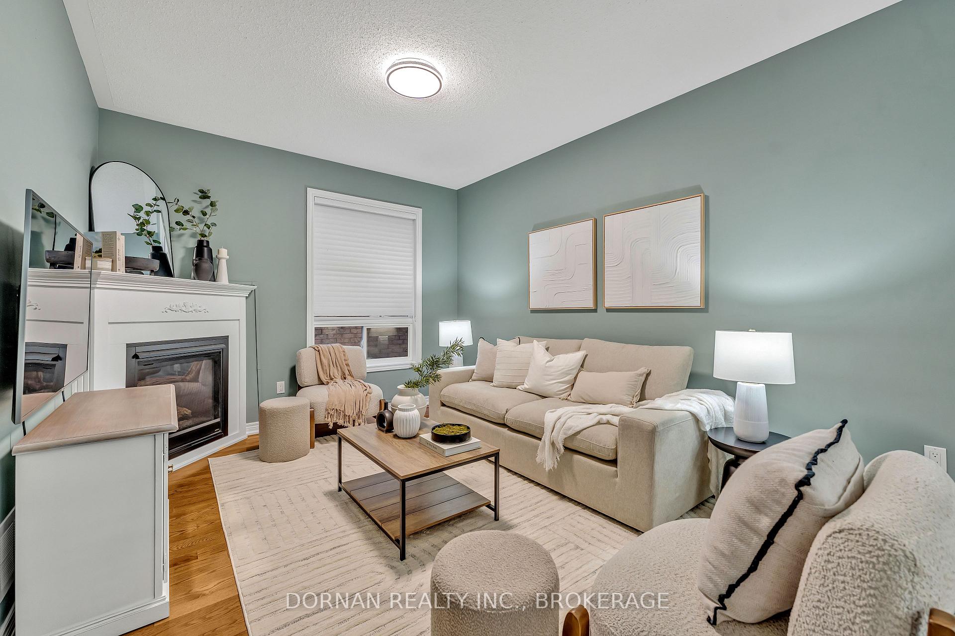 Photo 4 of 46 Albert Street, Clarington, Bowmanville — HOMEH