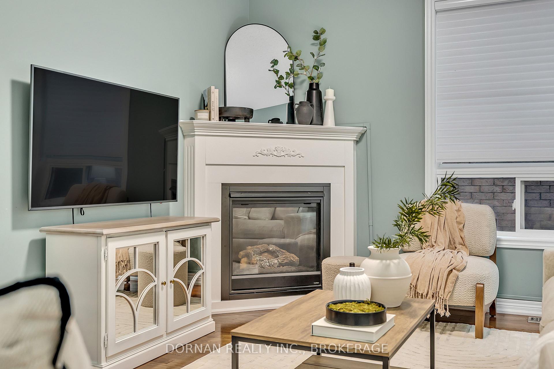Photo 26 of 46 Albert Street, Clarington, Bowmanville — HOMEH