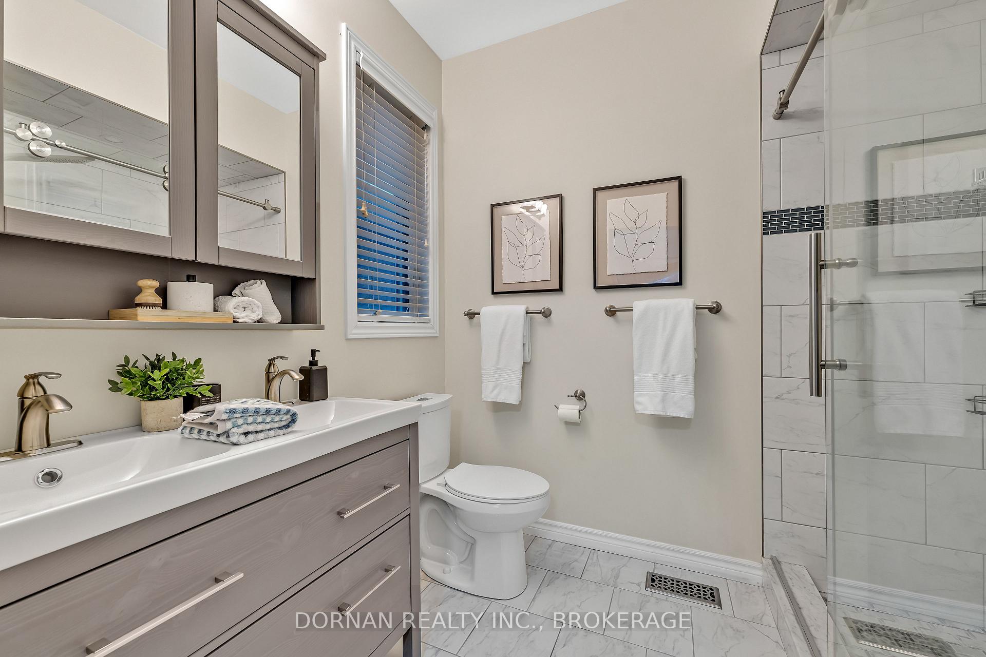 Photo 20 of 46 Albert Street, Clarington, Bowmanville — HOMEH
