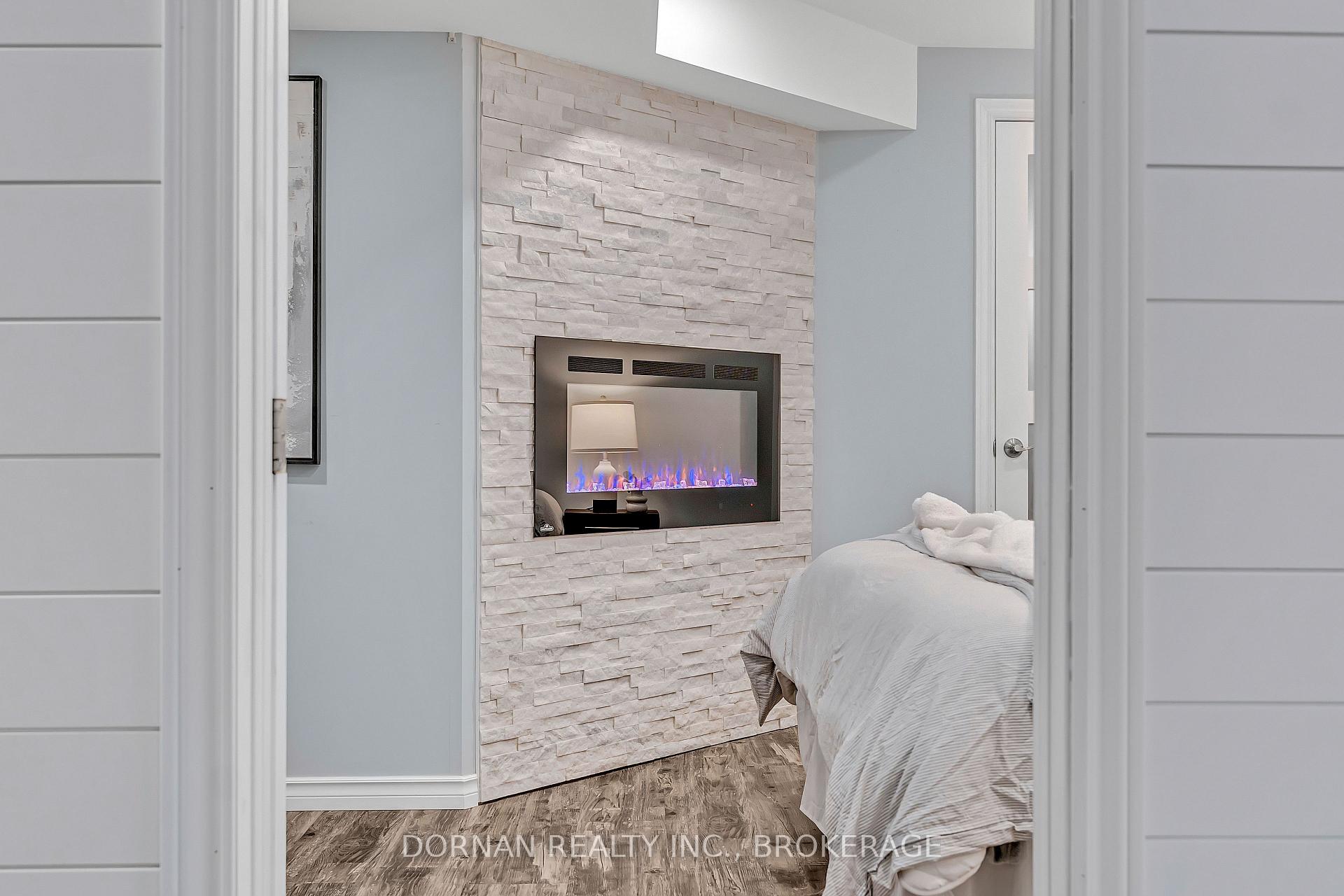 Photo 39 of 46 Albert Street, Clarington, Bowmanville — HOMEH