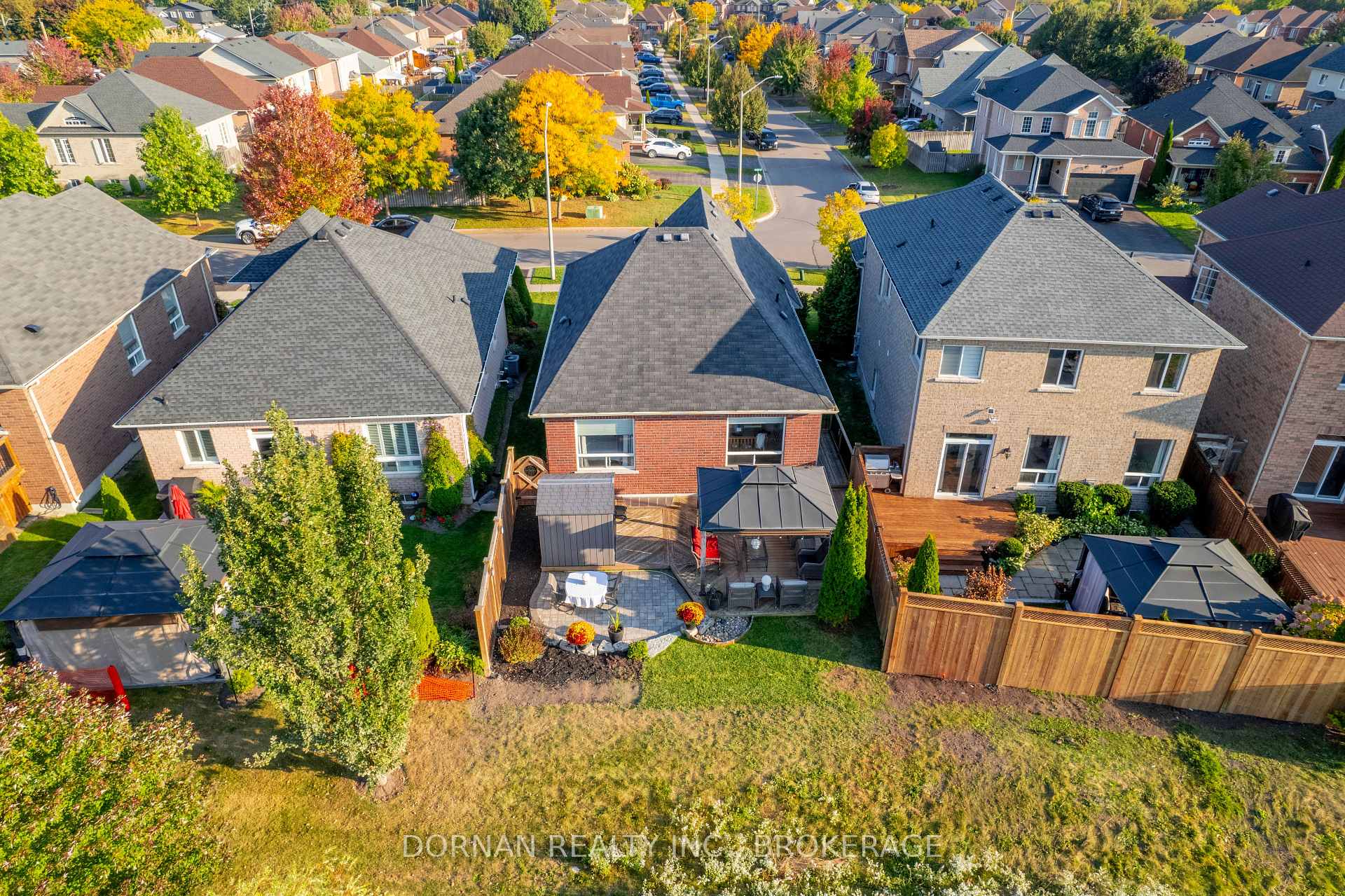 Photo 25 of 46 Albert Street, Clarington, Bowmanville — HOMEH
