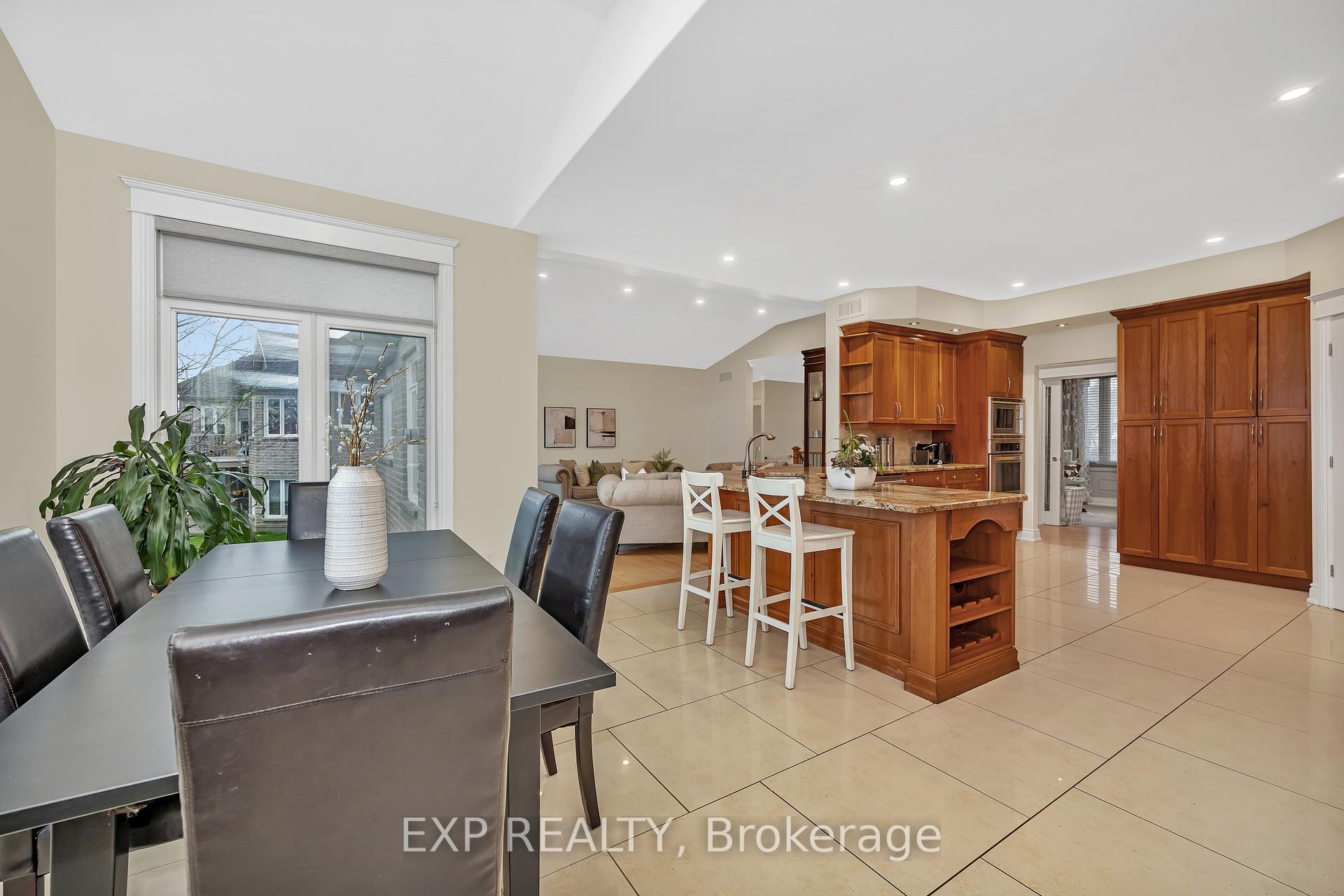 Photo 5 of 6703 Suncrest Drive, Ottawa, Greely — HOMEH